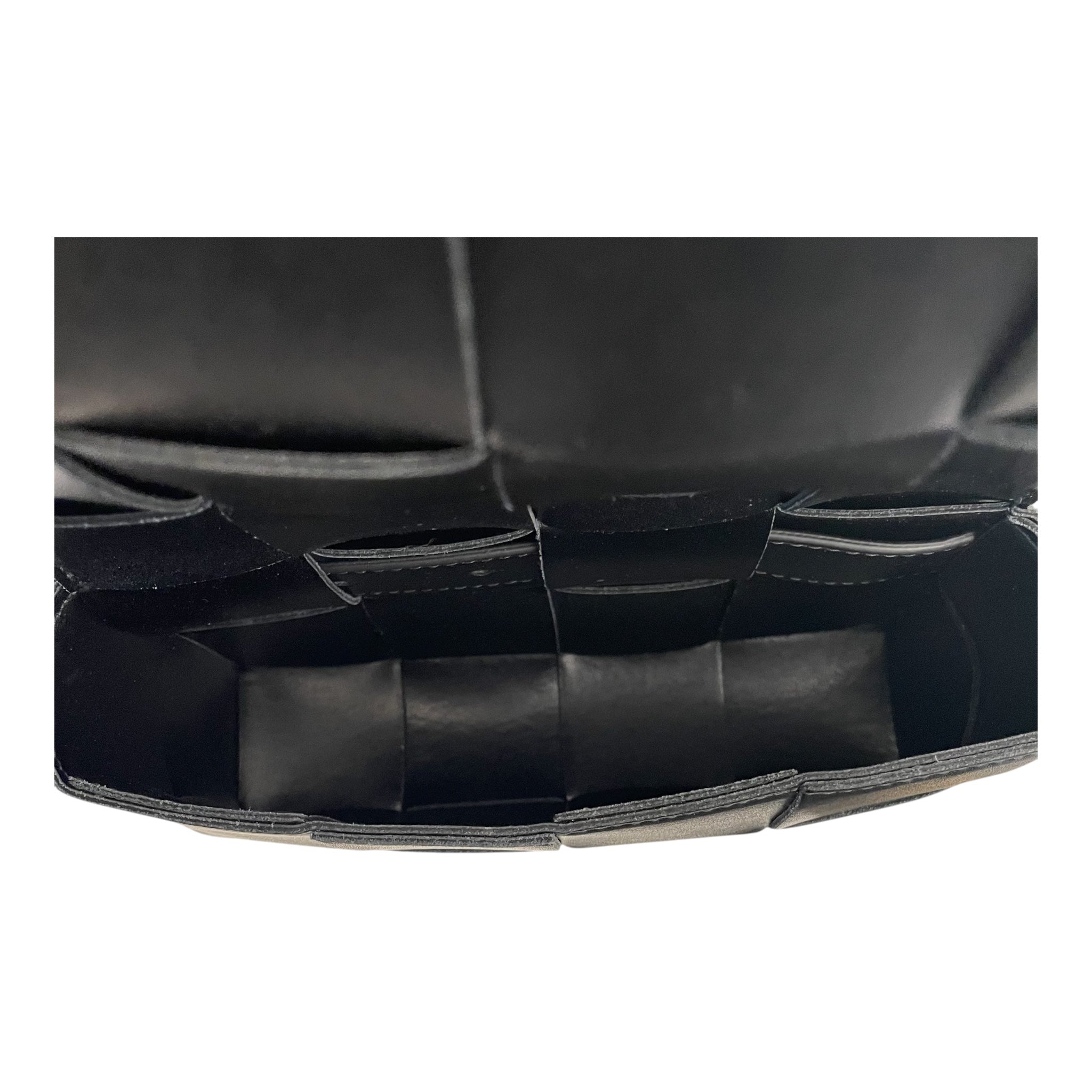 BOTTEGA VENETA/Cross Body Bag/Leather/BLK/blk waist bag view 5