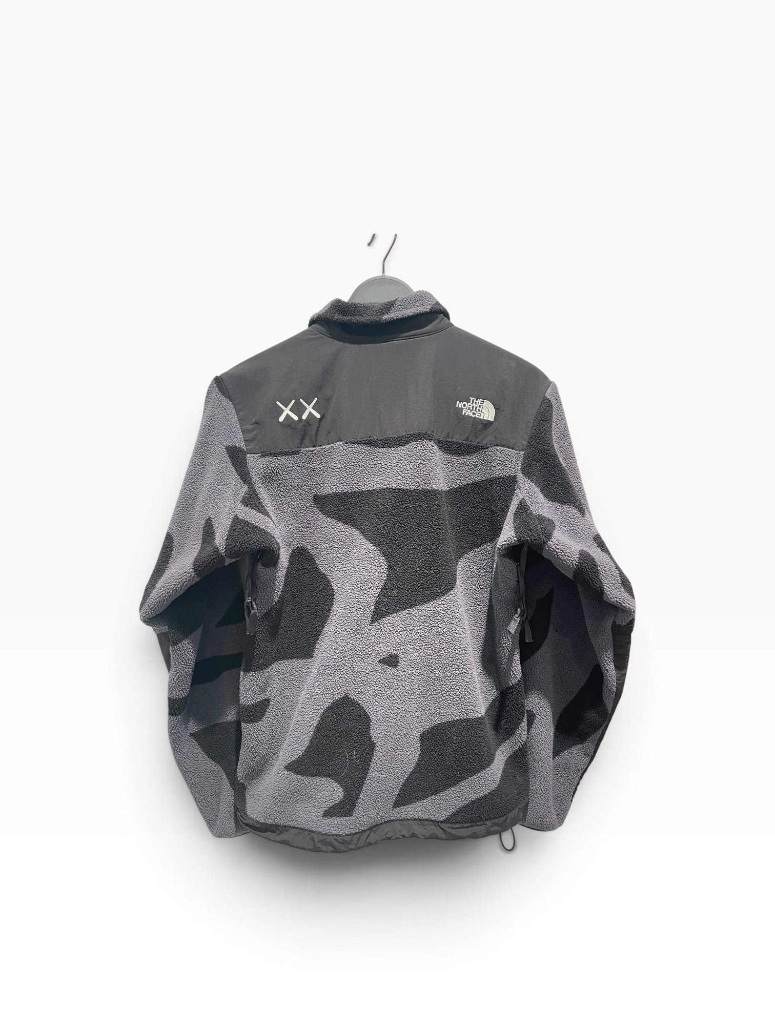 THE NORTH FACE/KAWS/Fleece Jkt/XS/Cotton/GRY/Camouflage/ view 2