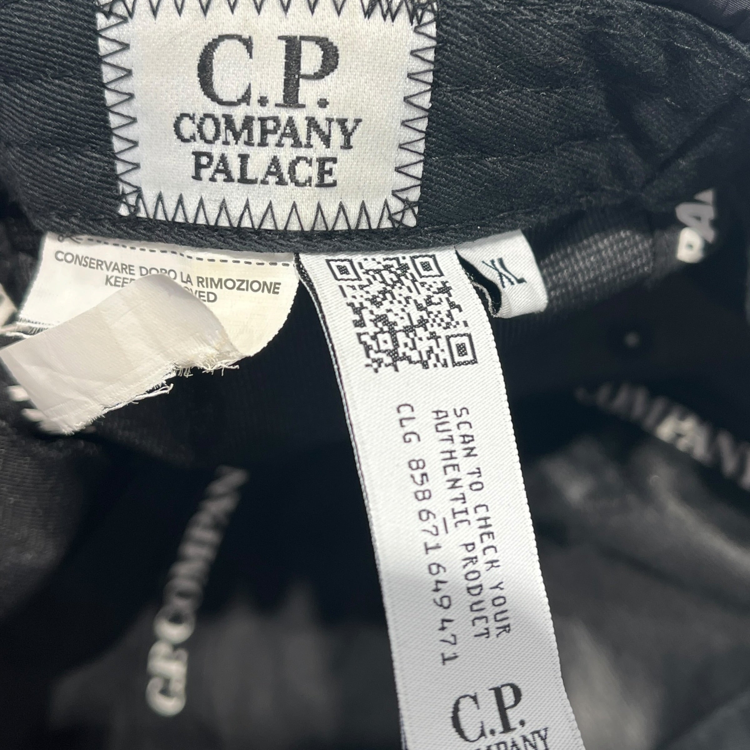 PALACE/C.P.COMPANY/Cap/OS/Nylon/BLK/M's/GOGGLE ON BACK view 3