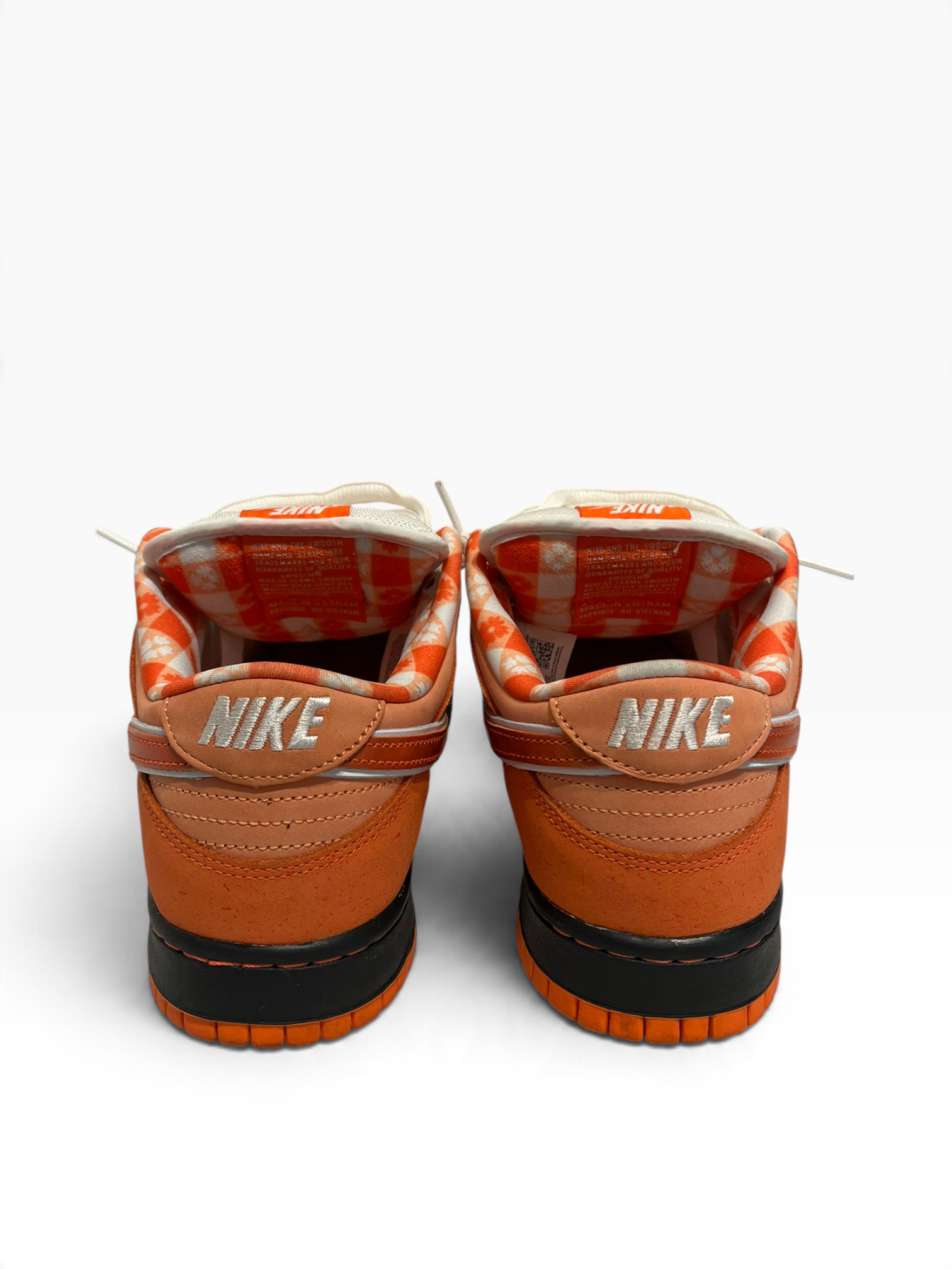 NIKE/Low-Sneakers/US 9/Leather/ORN/SB Concepts Lobster view 3