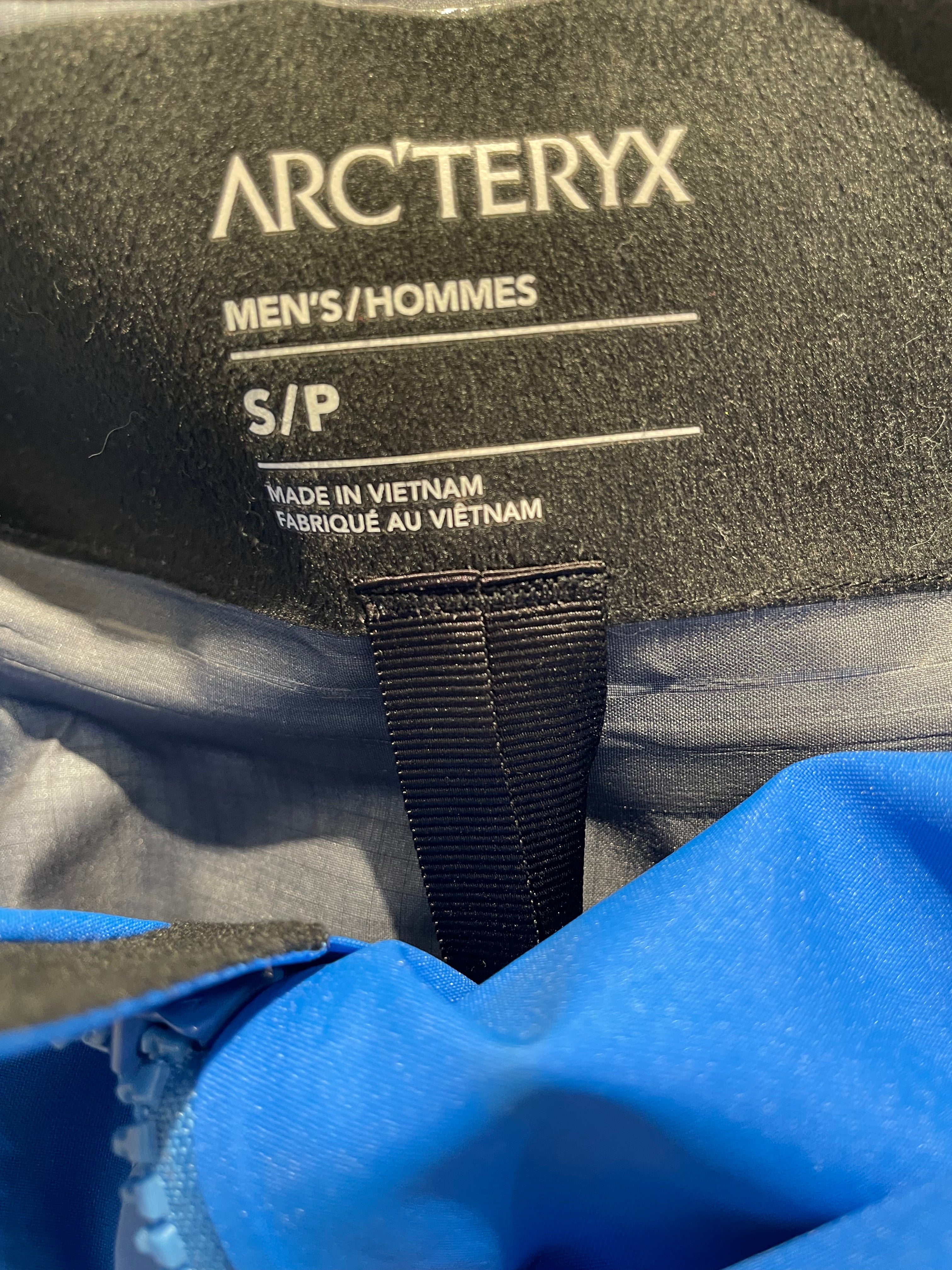 ARC'TERYX/Jacket/S/Gore-Tex/BLU/Beta SV Jacket view 4