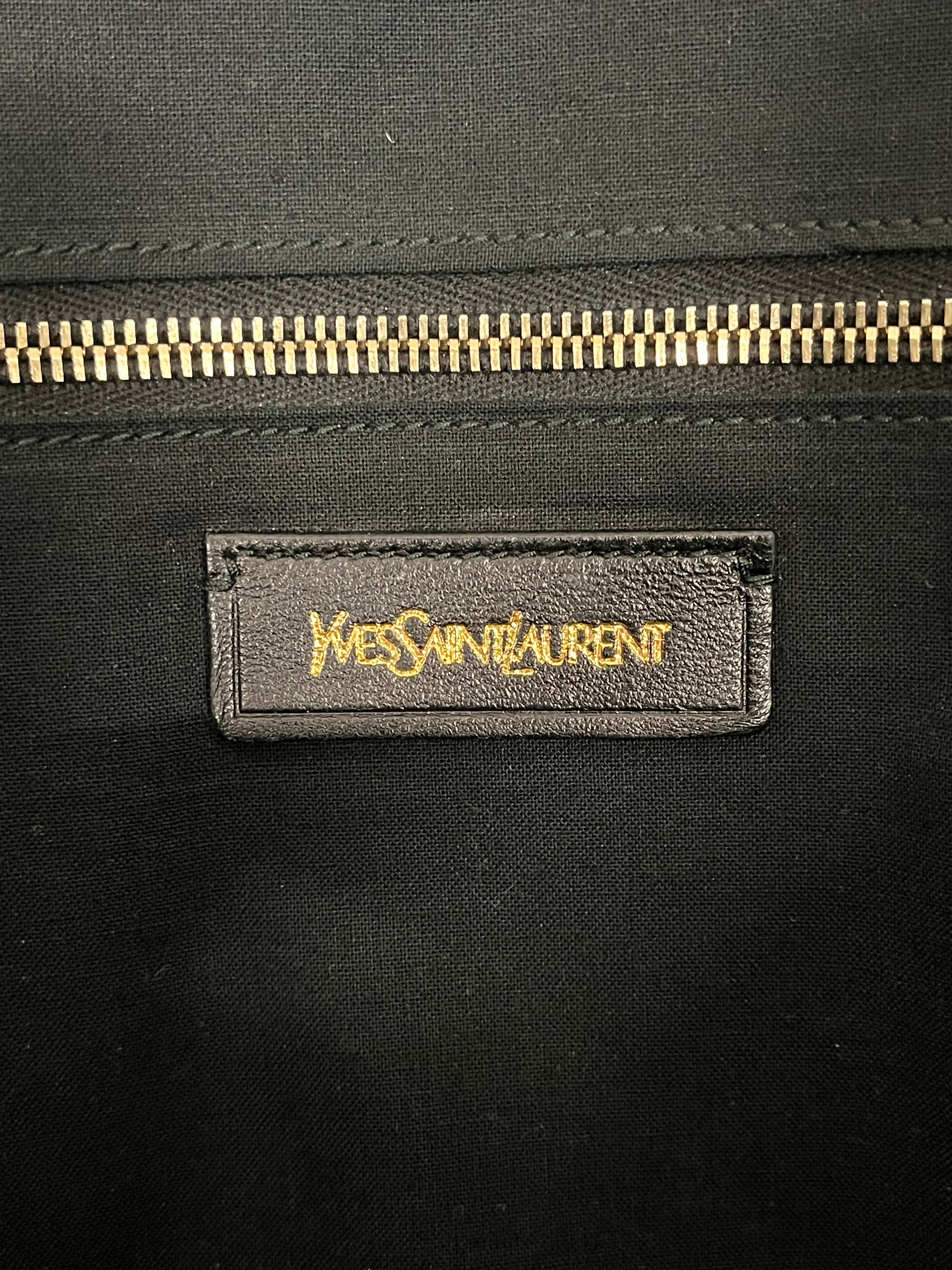 YVES SAINT LAURENT/Tote Bag/Leather/BLK/PATENT LEATHER TOTE view 3