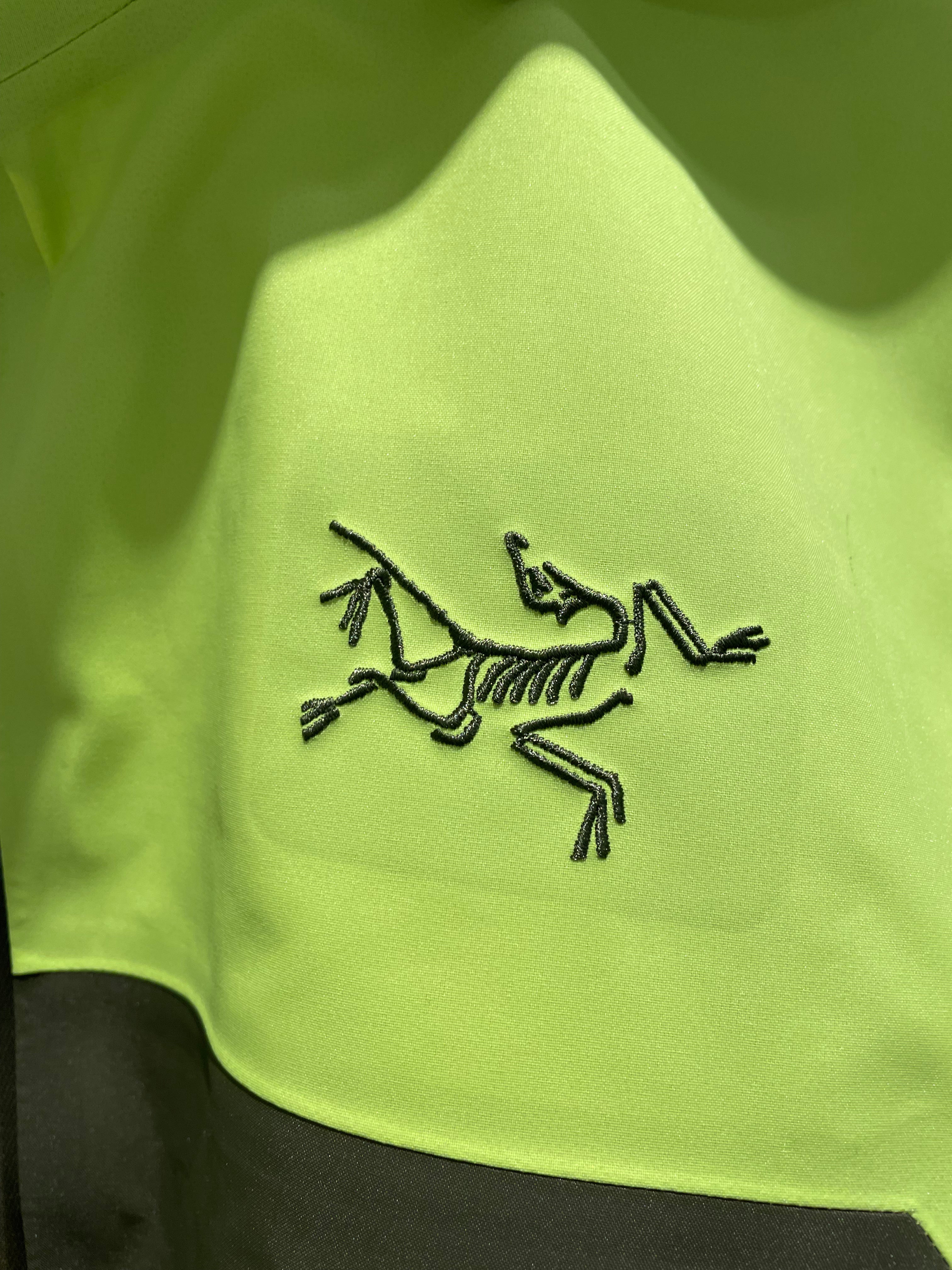ARC'TERYX/Windbreaker/L/Gore-Tex/GRN/Beta AR Lime/Olive view 3