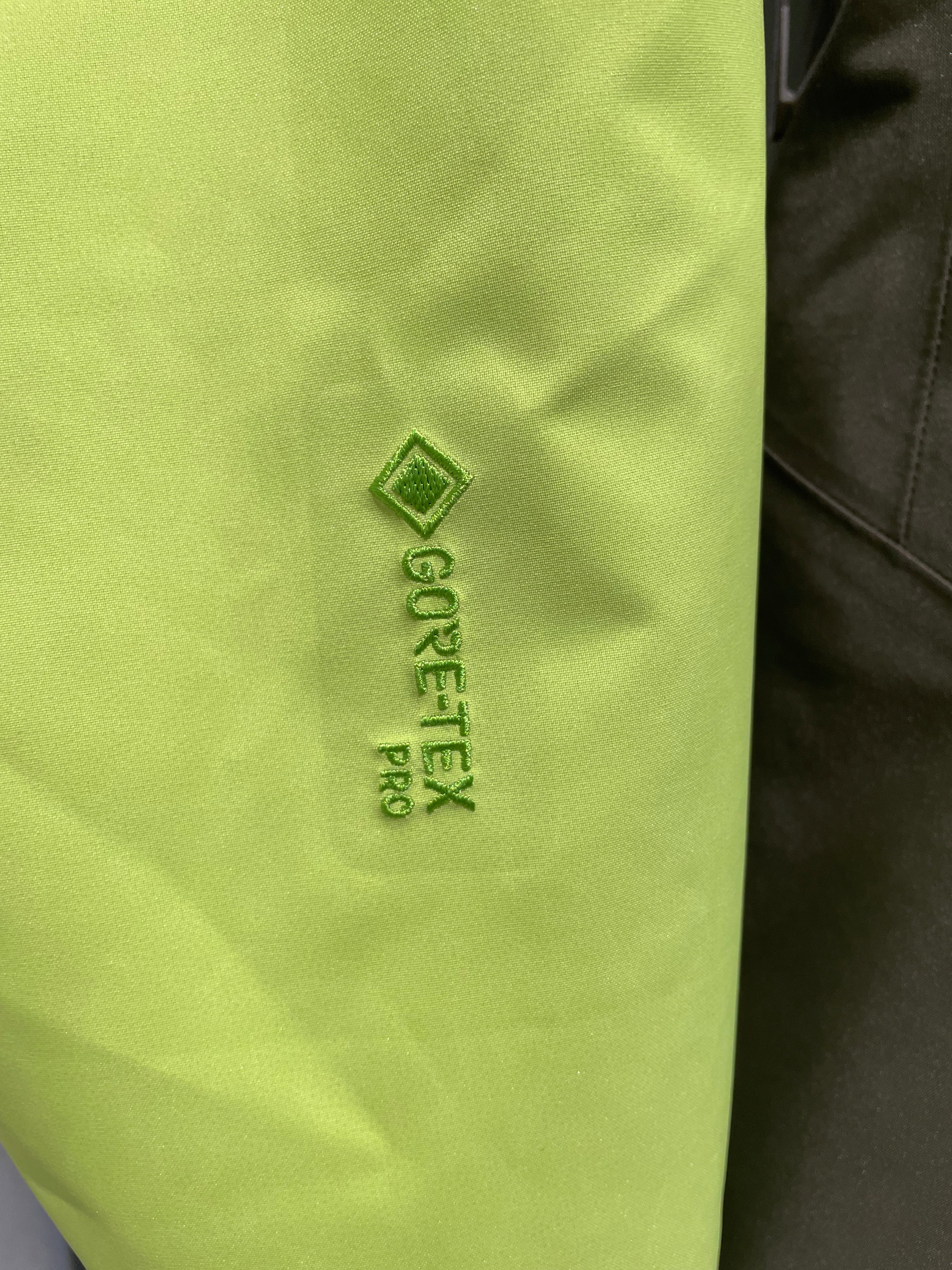 ARC'TERYX/Windbreaker/L/Gore-Tex/GRN/Beta AR Lime/Olive view 4