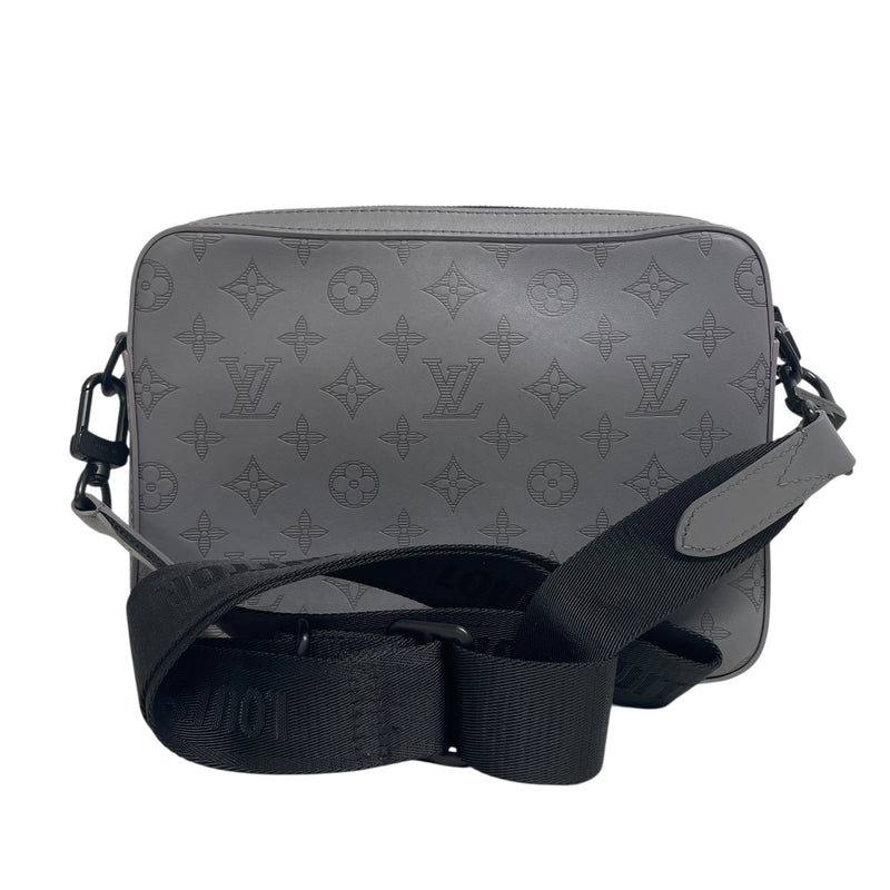 LOUIS VUITTON/Cross Body Bag/Monogram/SLV/CJHM22D