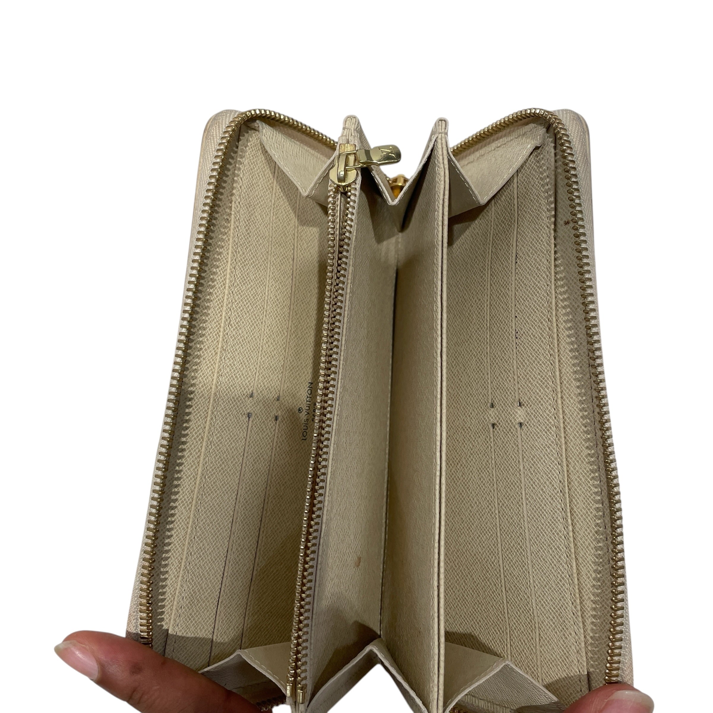 LOUIS VUITTON/Long Wallet/Monogram/Leather/WHT/L's/LONG ZIPPY WALLET view 3