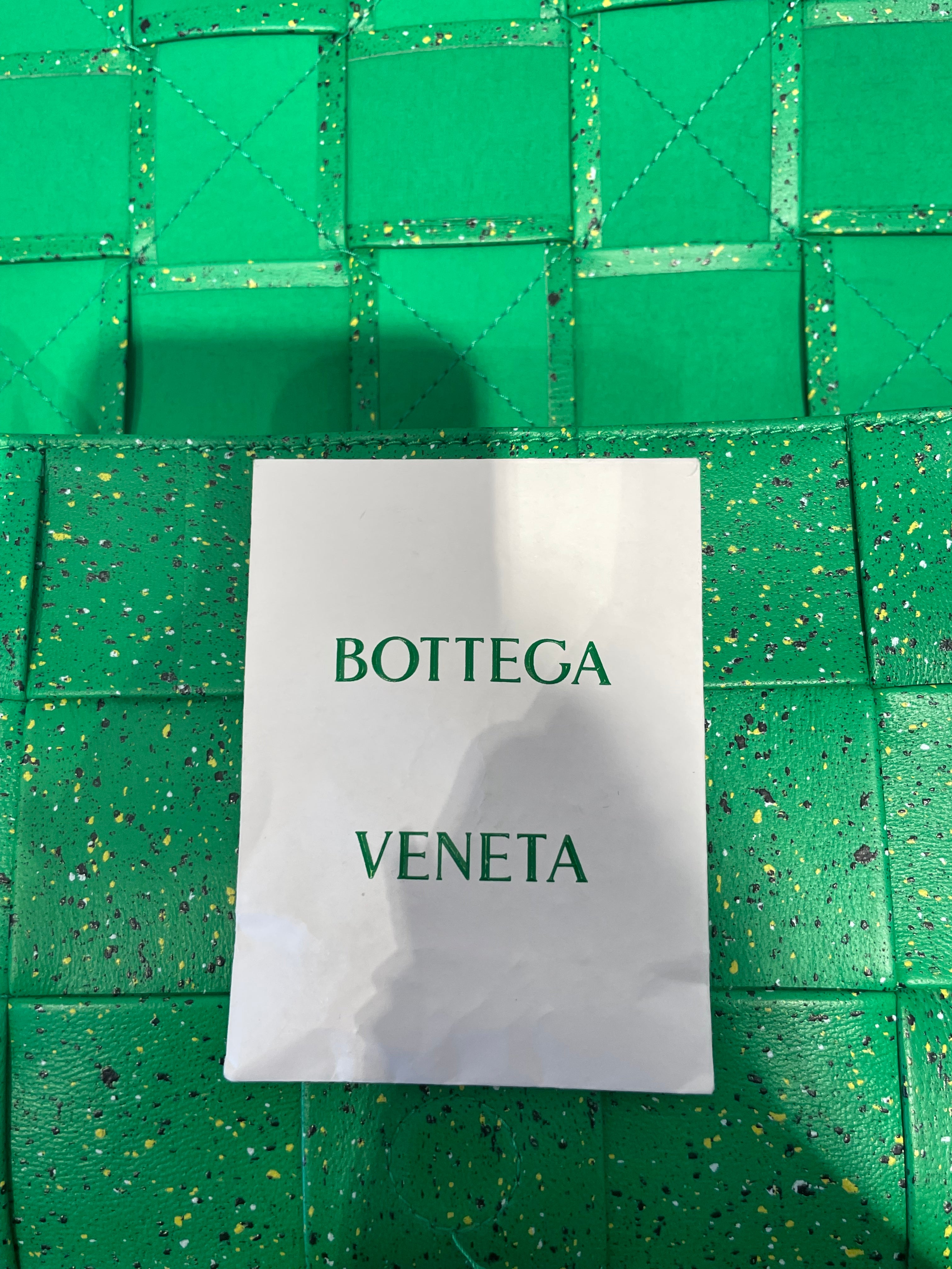 BOTTEGA VENETA/Cross Body Bag/Leather/GRN/Parakeet Cassette view 5