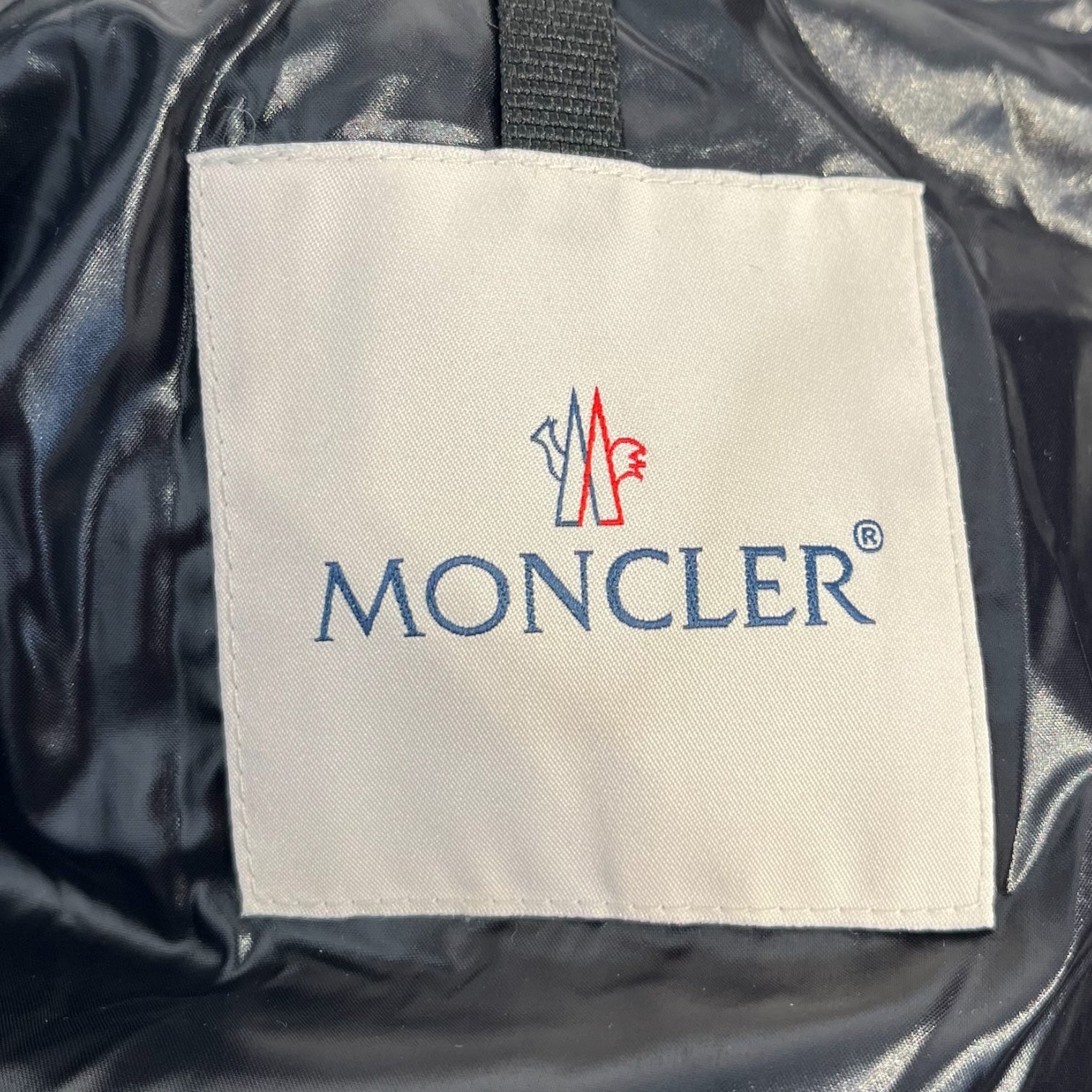 MONCLER/Puffer Jkt/M/Nylon/BLK/"moncler" lined hood view 3