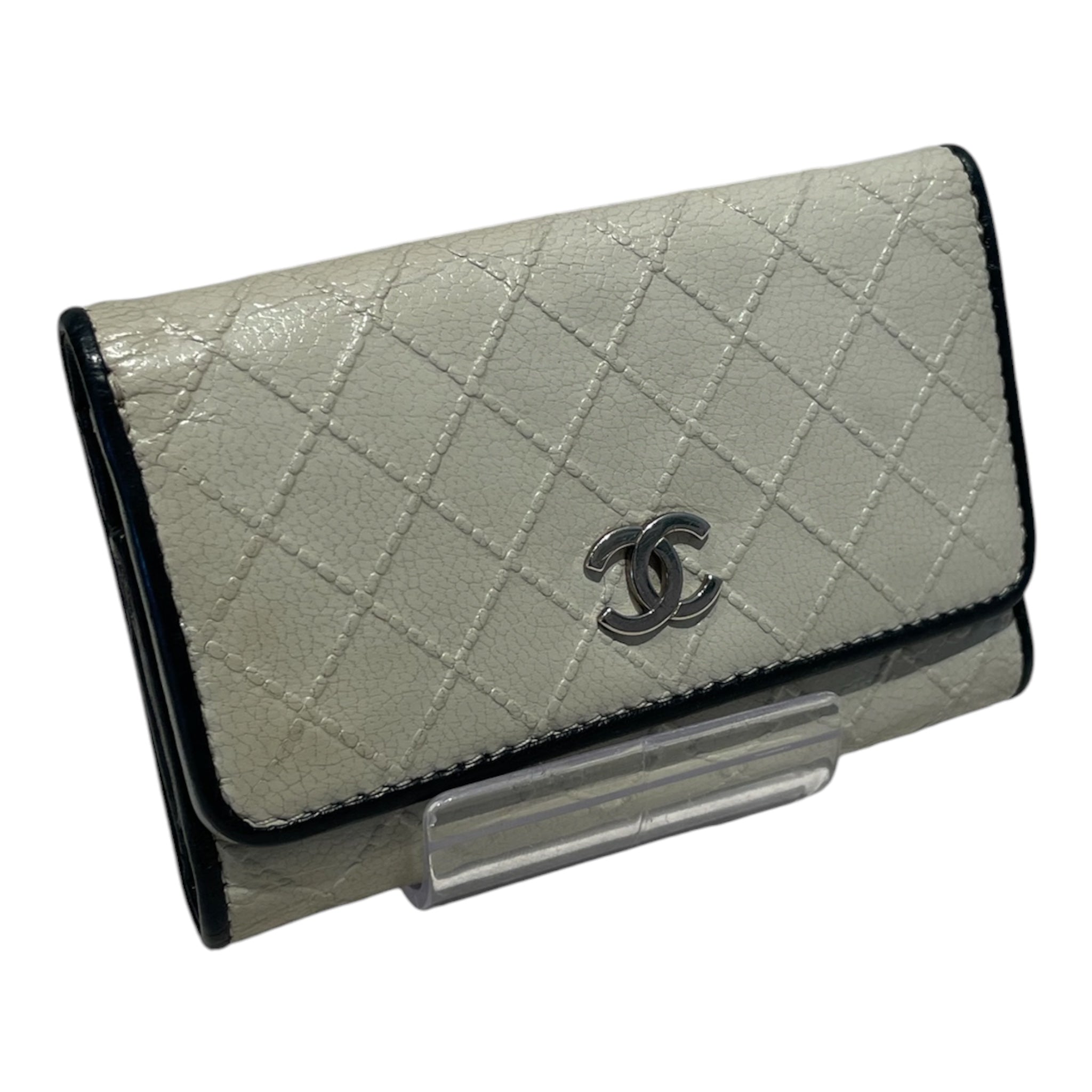 CHANEL/Key Case/Leather/CRM/Bi Color Matclasse view 1
