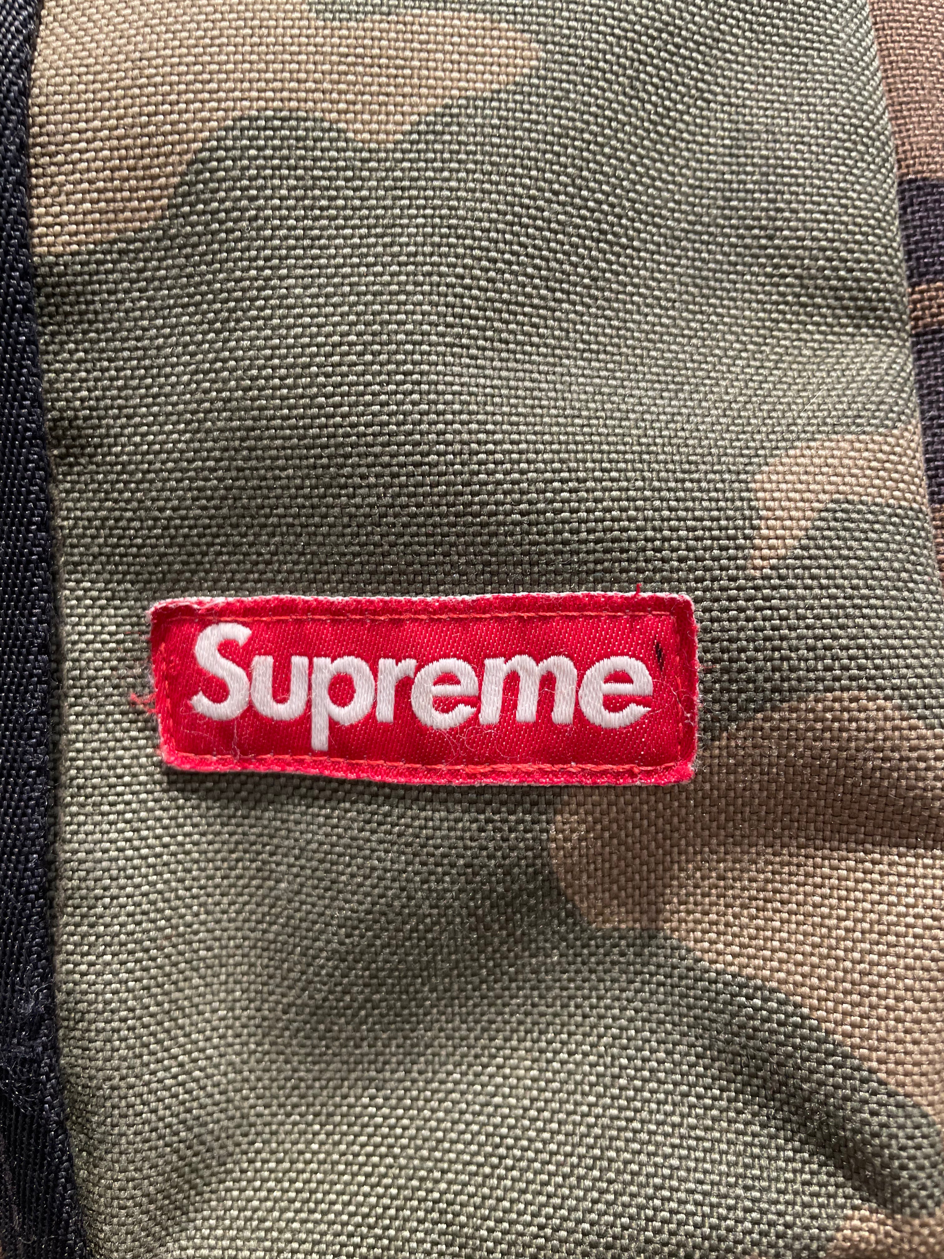 Supreme/Backpack/Camouflage/GRN/Omega 32 Backpack view 3