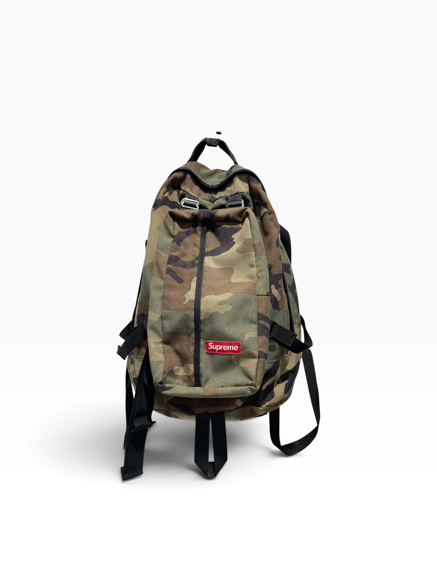Supreme/Backpack/Camouflage/GRN/Omega 32 Backpack view 1