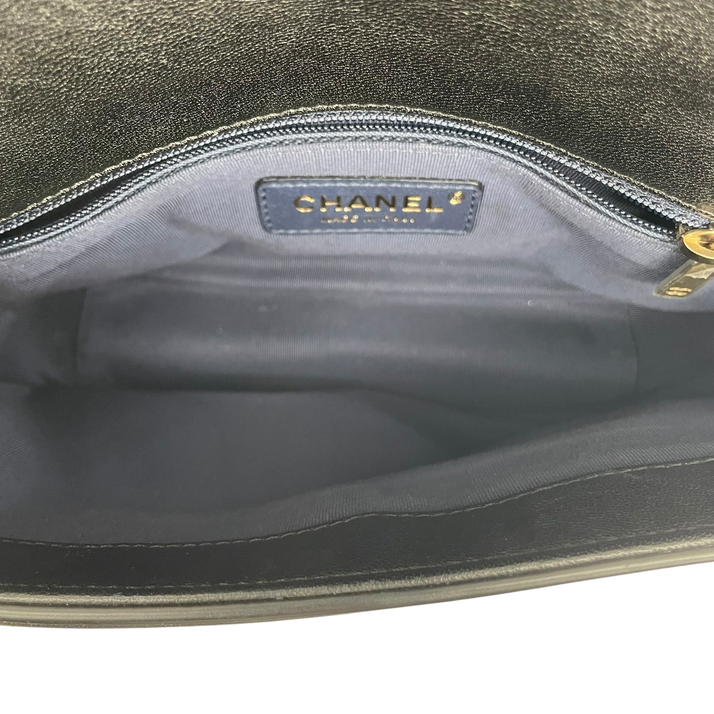 CHANEL/Cross Body Bag/M/Leather/NVY/26205240 view 4