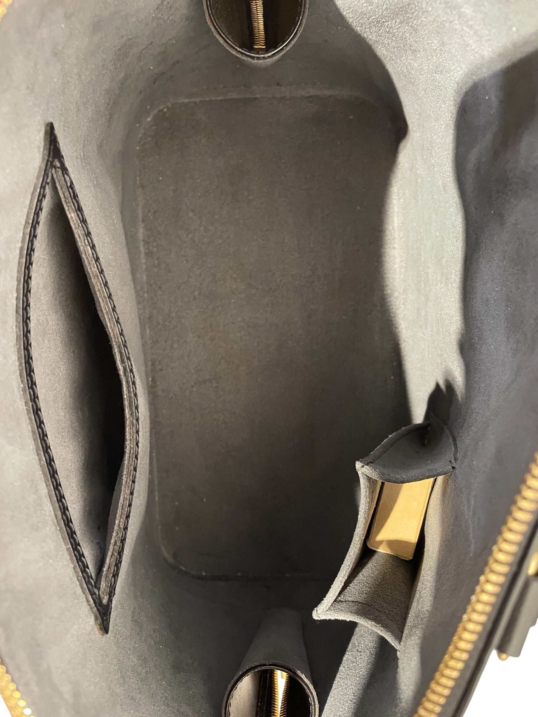 LOUIS VUITTON/Hand Bag/Leather/BLK/Alma Pm Handbag view 3