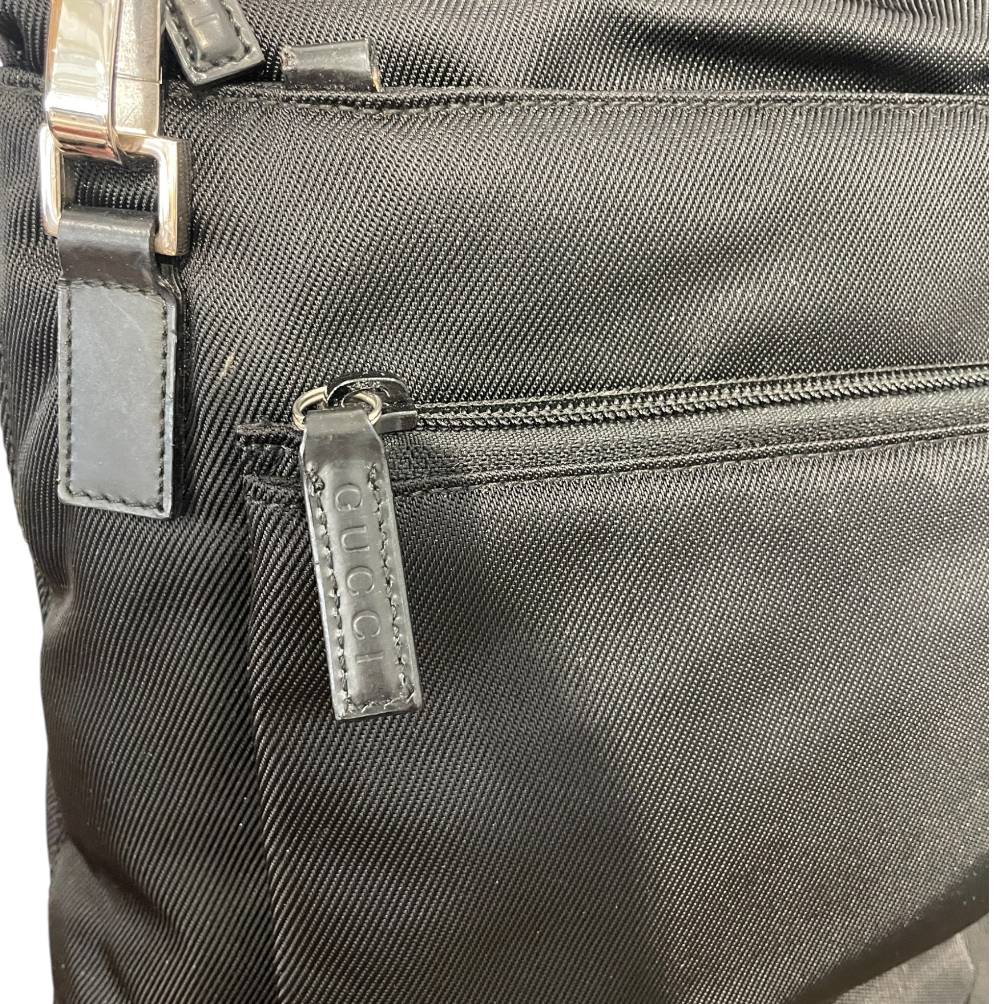 GUCCI/Cross Body Bag/Nylon/BLK/FRONT POCKET NYLON view 3