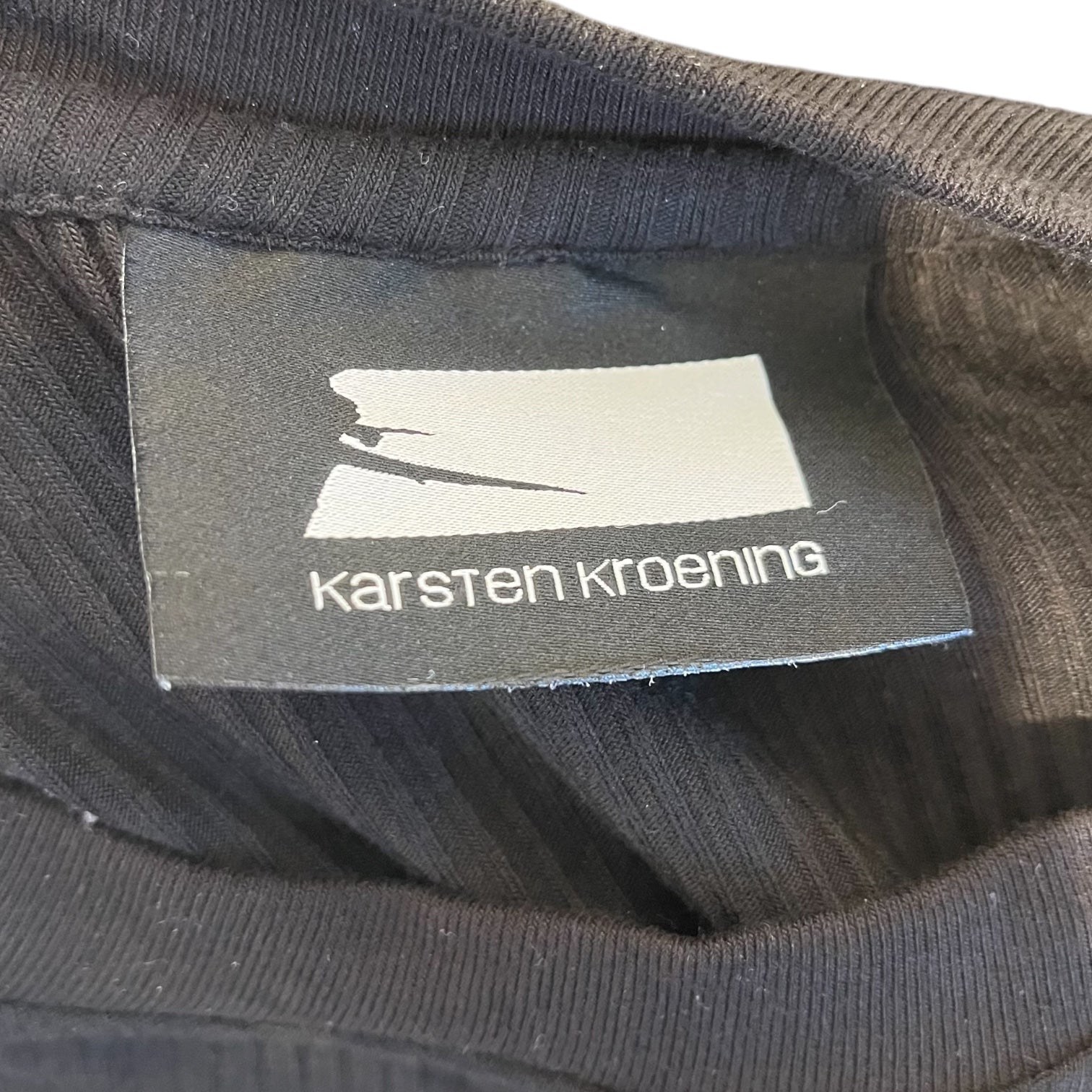 karsten kroening/LS T-Shirt/L/Cotton/BLK/contrast stitch shirt view 3