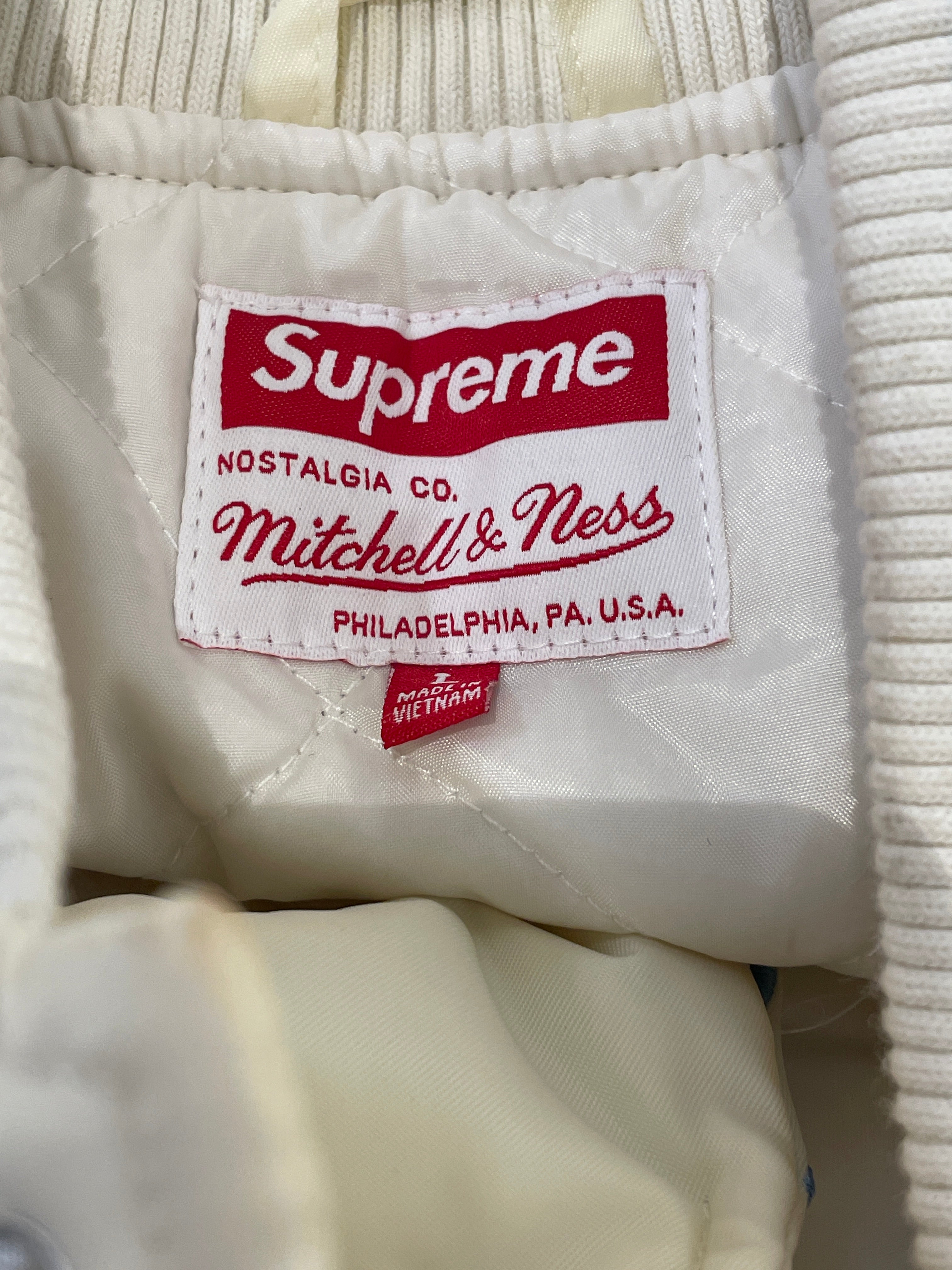 Supreme/mitchell&ness/Jacket/L/Polyester/CRM/ view 3