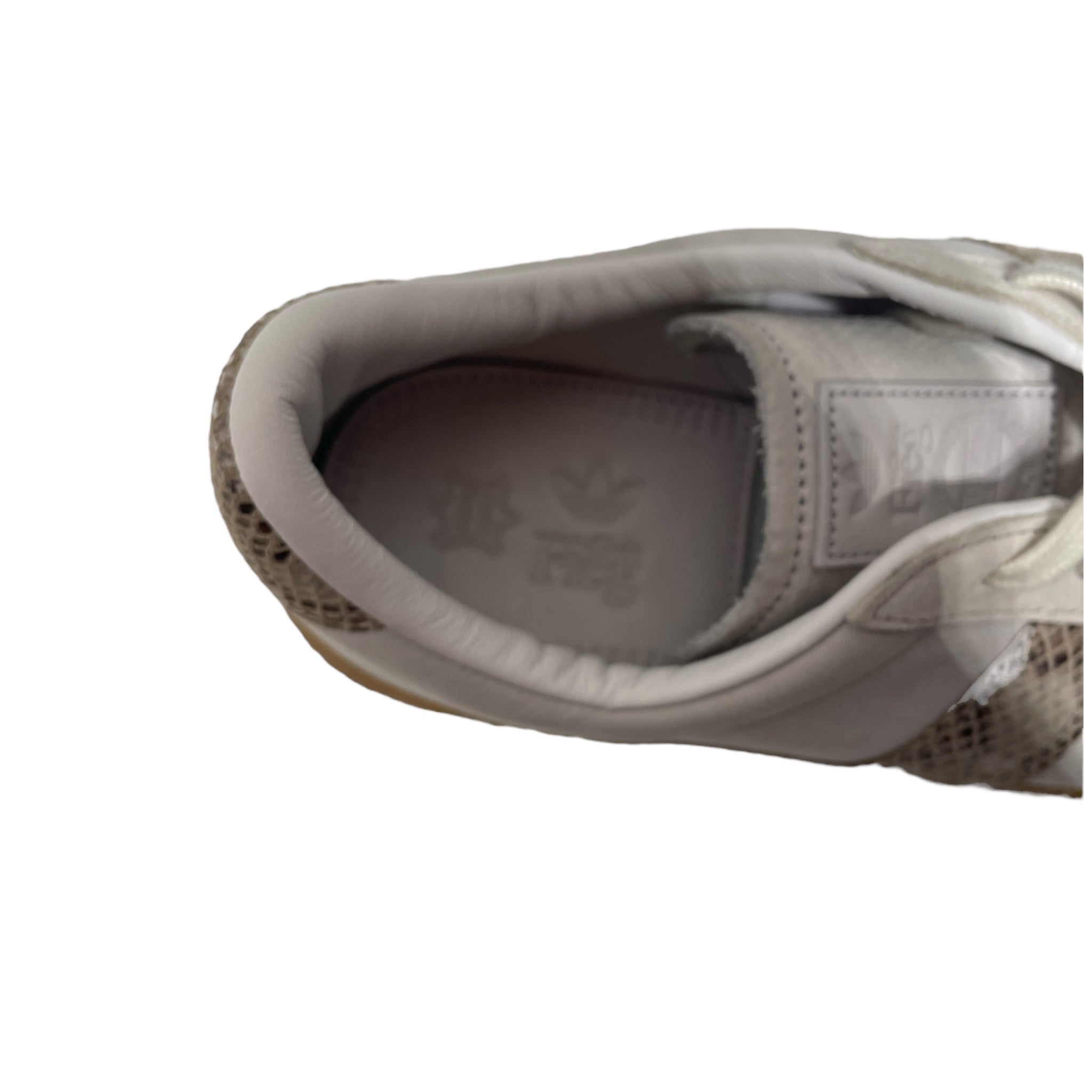 adidas/KITH/Clarks/Low-Sneakers/US 11.5/Leather/WHT/BW Army view 3