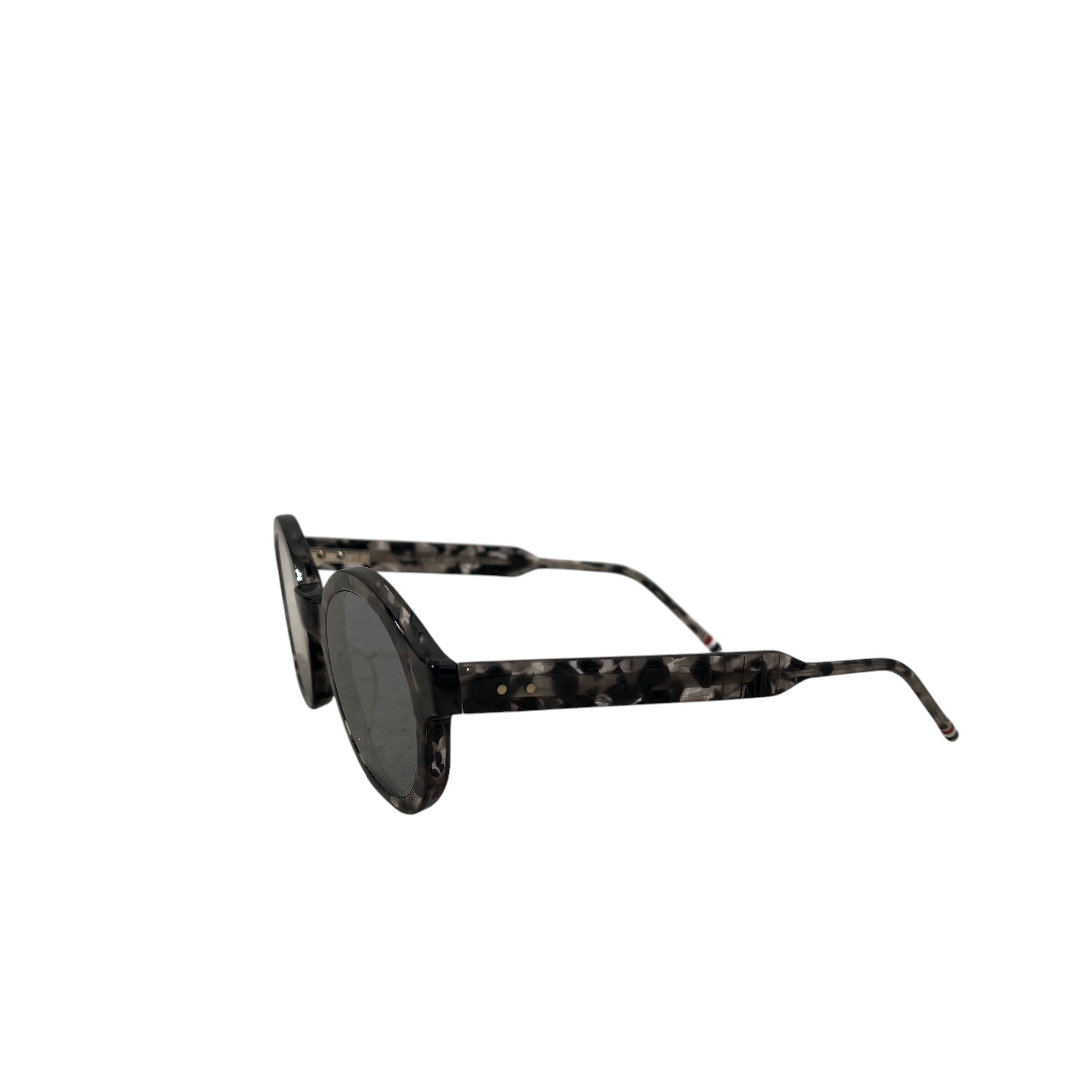 THOM BROWNE. NEW YORK/Sunglasses/All Over Print/Tortoiseshell Pattern/IDG/Round/M's/TBS411 GRY TORTOISE ACETATE view 2