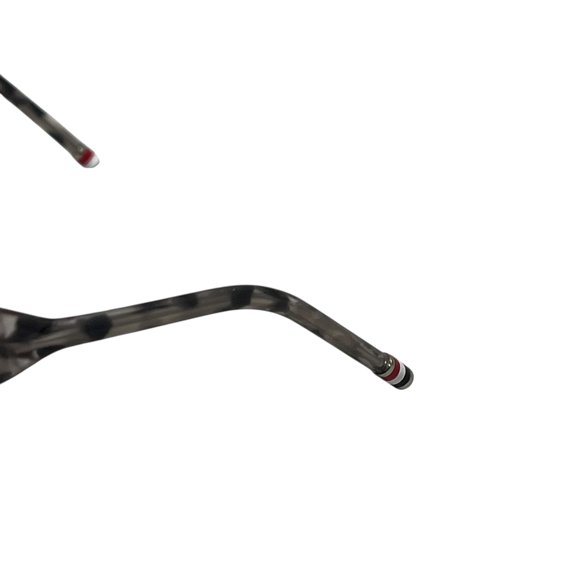 THOM BROWNE. NEW YORK/Sunglasses/All Over Print/Tortoiseshell Pattern/IDG/Round/M's/TBS411 GRY TORTOISE ACETATE view 5