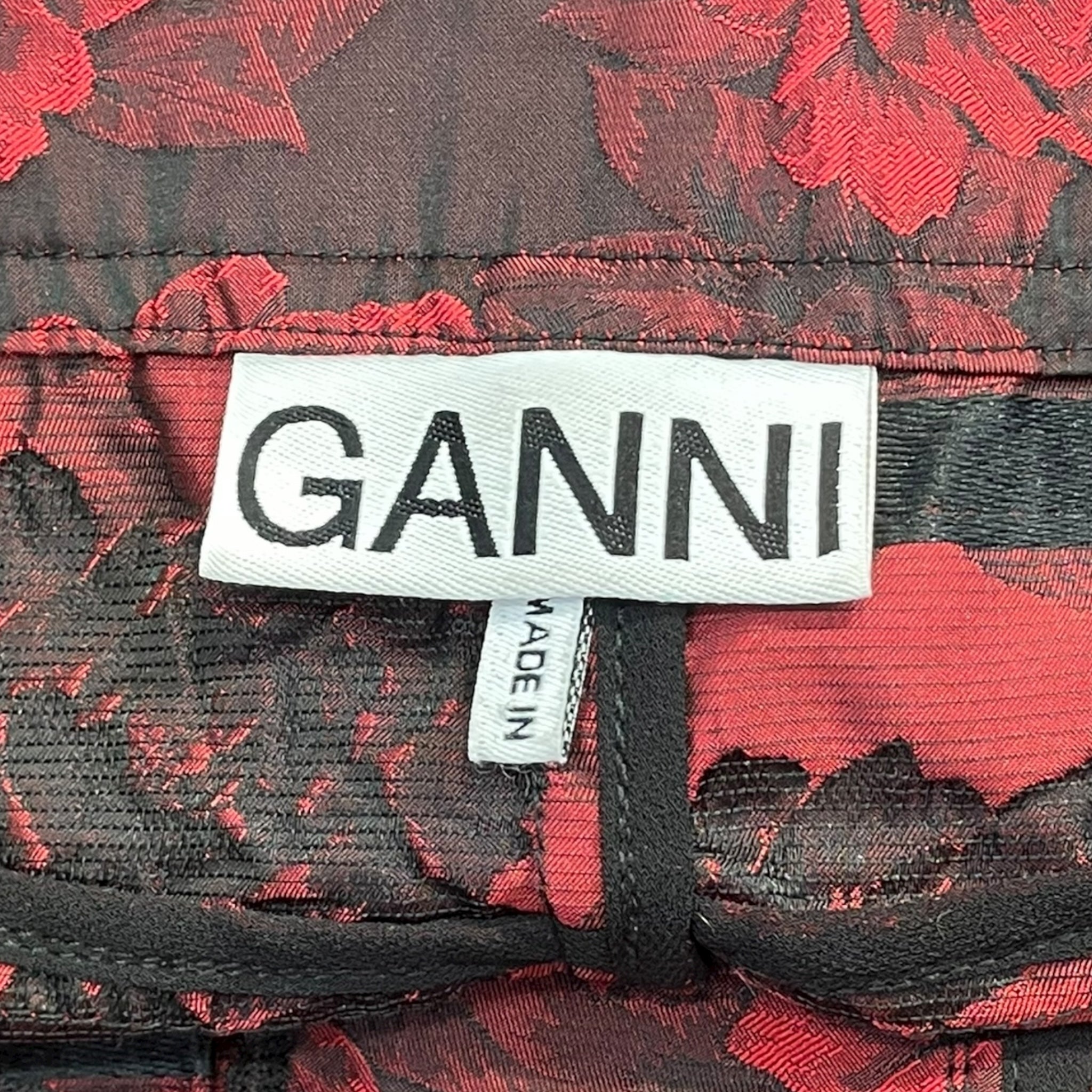 GANNI/Long Skirt/38/Floral Pattern/Polyester/BRD/red/blk floral w/ slit in back view 3