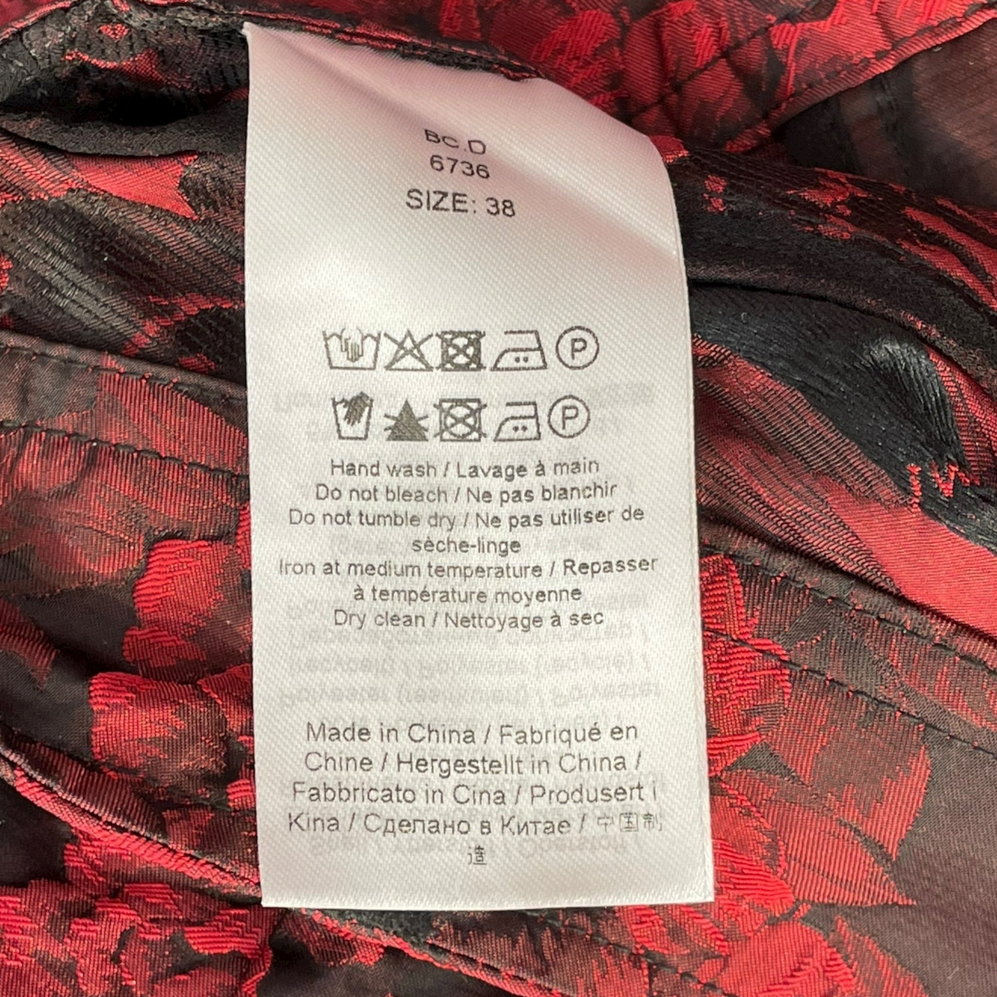 GANNI/Long Skirt/38/Floral Pattern/Polyester/BRD/red/blk floral w/ slit in back view 4