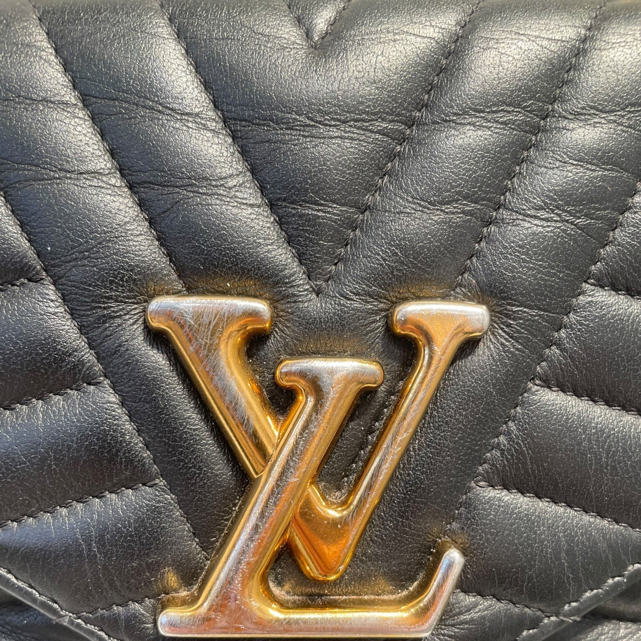 LOUIS VUITTON/Cross Body Bag/Leather/BLK/new wave bag view 5