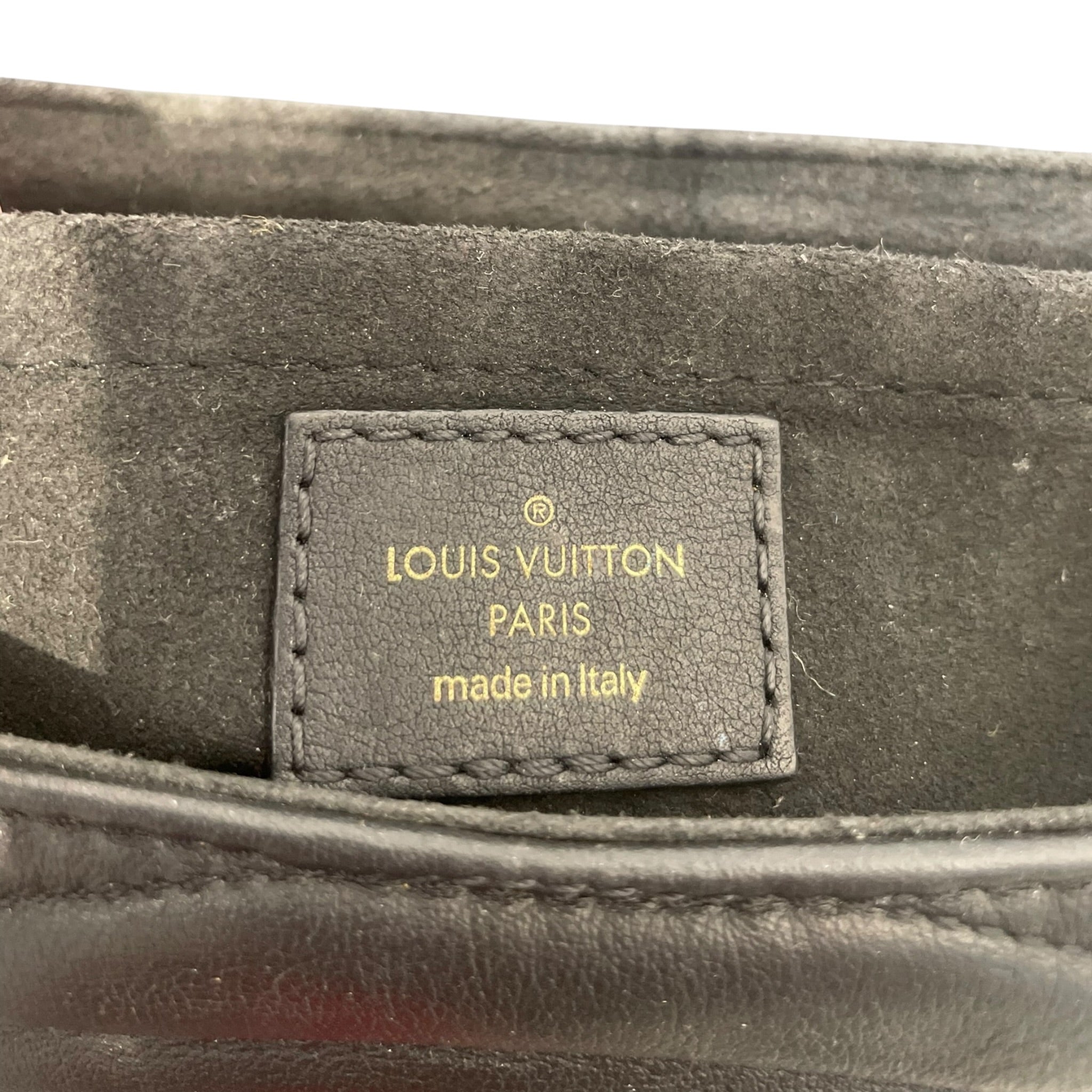 LOUIS VUITTON/Cross Body Bag/Leather/BLK/new wave bag view 8