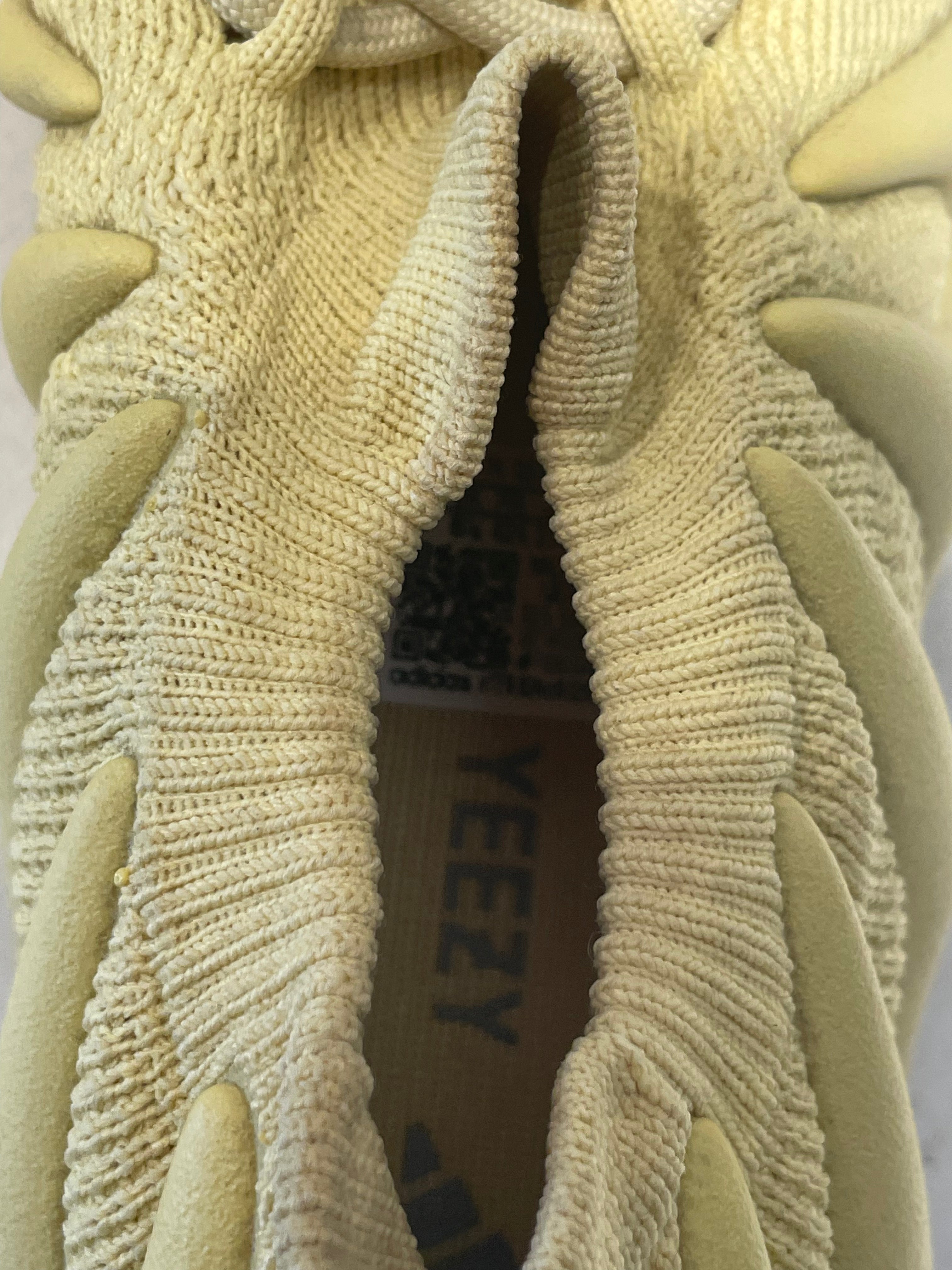YEEZY/Low-Sneakers/US 9/YEL/450 Sulfur view 4