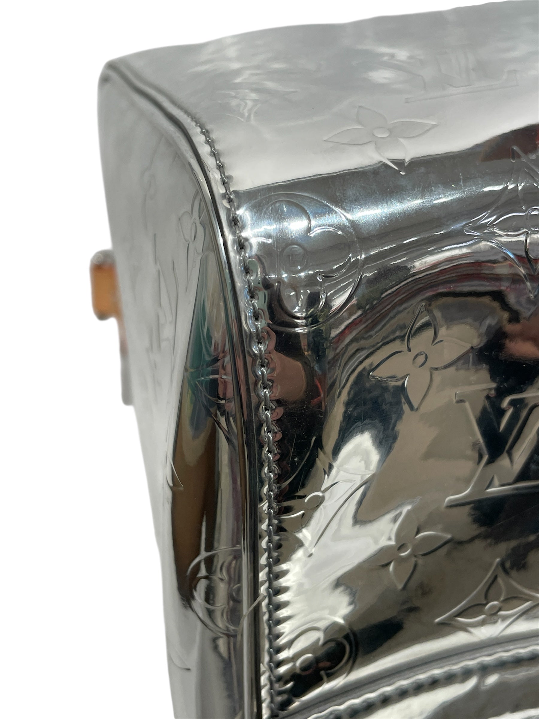 LOUIS VUITTON/Luggage/OS/Monogram/SLV/Mongrm Mirror Keepall 40' view 4