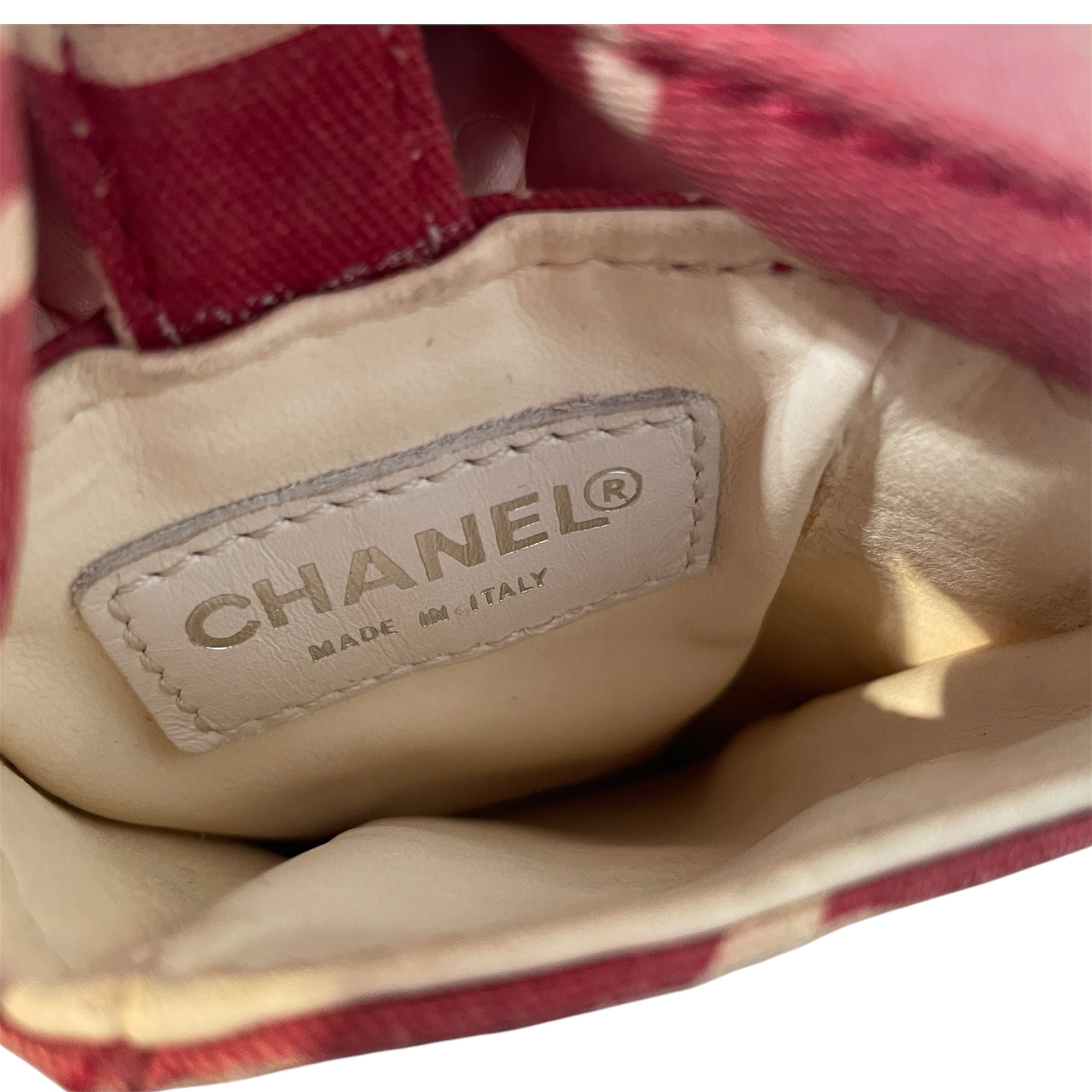 CHANEL/Pouch/All Over Print/Cotton/RED/Rue Cambon Phone Holder view 4