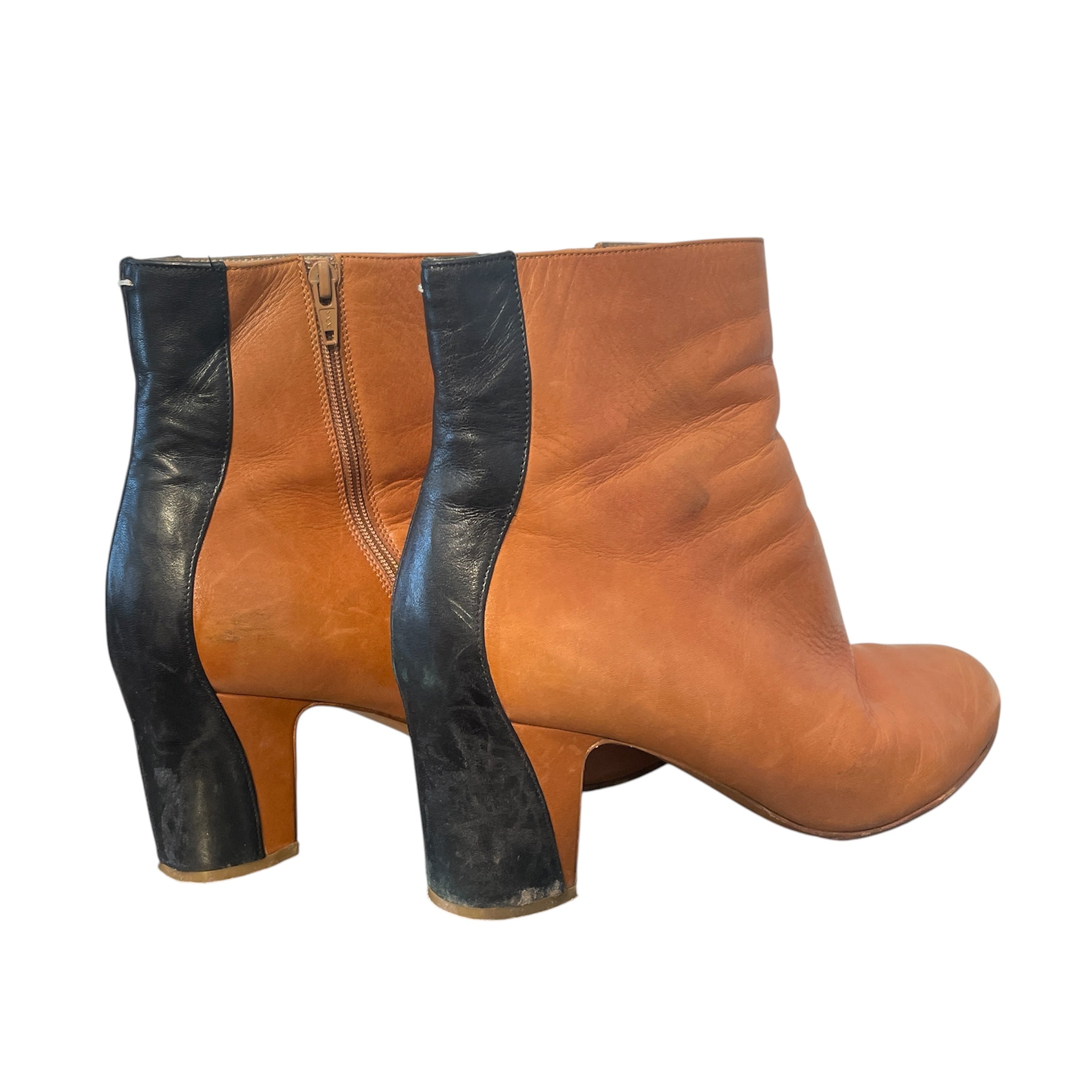 Maison Margiela/Ankle Boots/EU 38/Leather/BRW/Leather Zipped Ankle Round Toe view 3