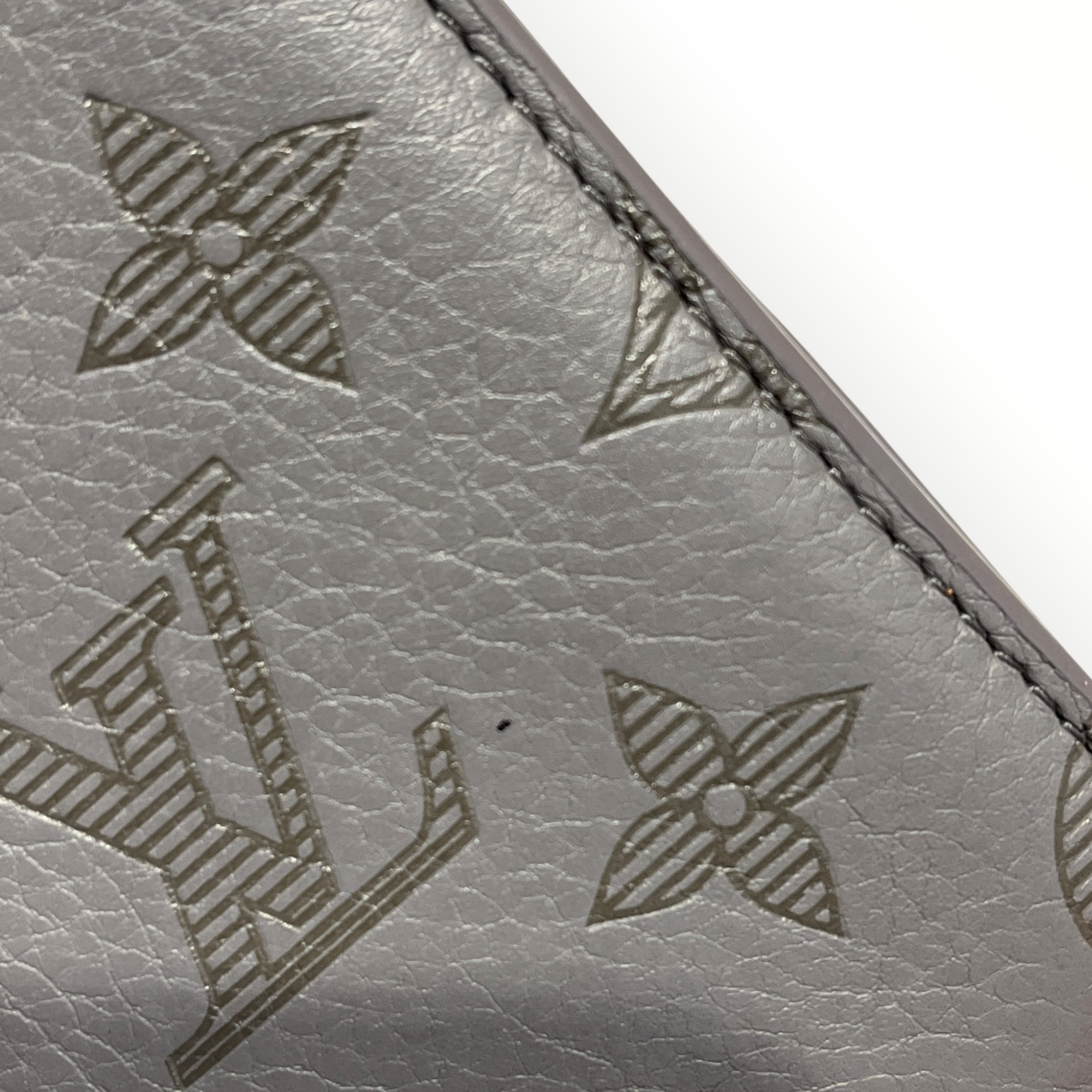 LOUIS VUITTON/Bifold Wallet/Monogram/Leather/GRY/M's/Calfskin Anthracite Gray LV view 3