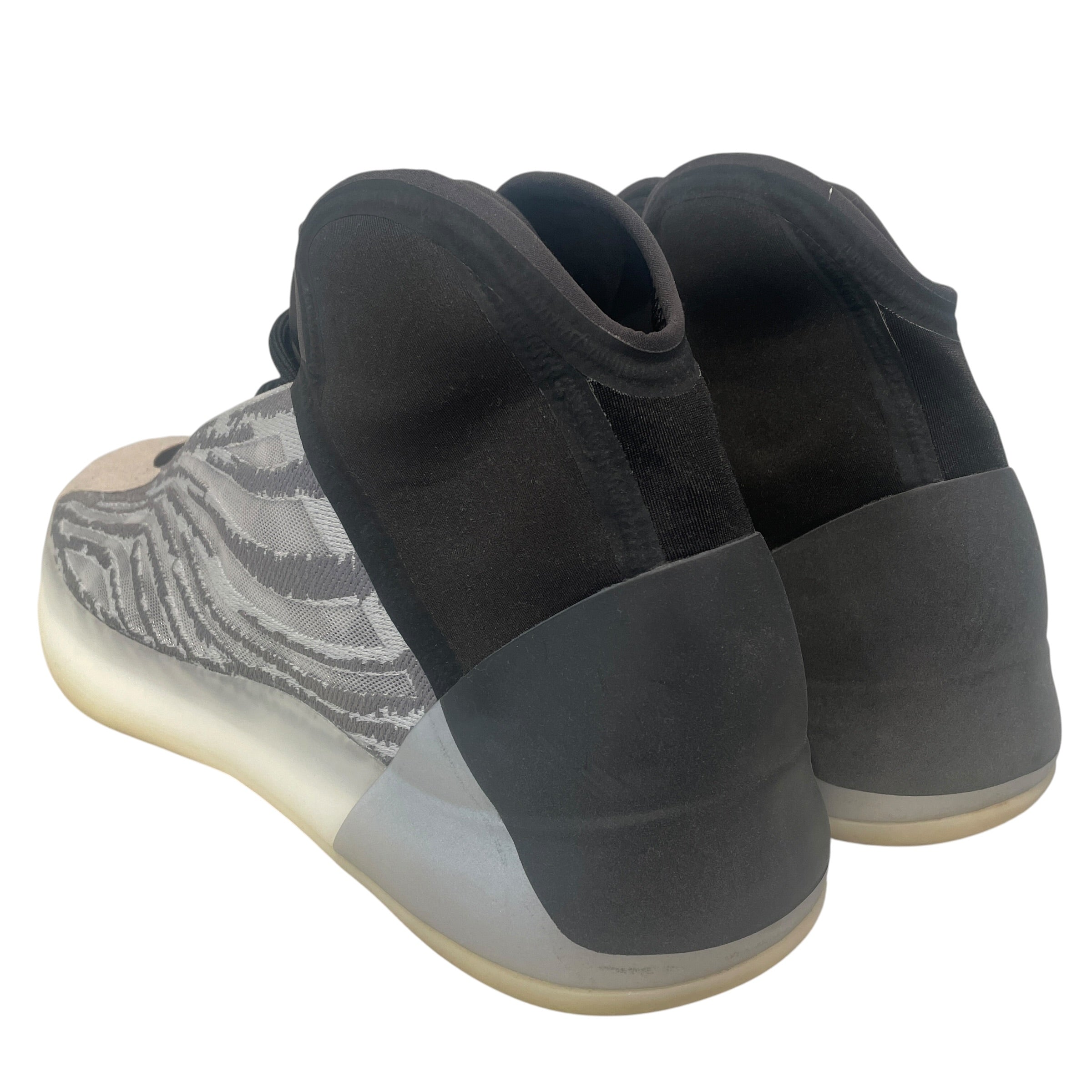 adidas/YEEZY/Low-Sneakers/US 15/Stripe/MLT/QNTM Lifestyle view 2
