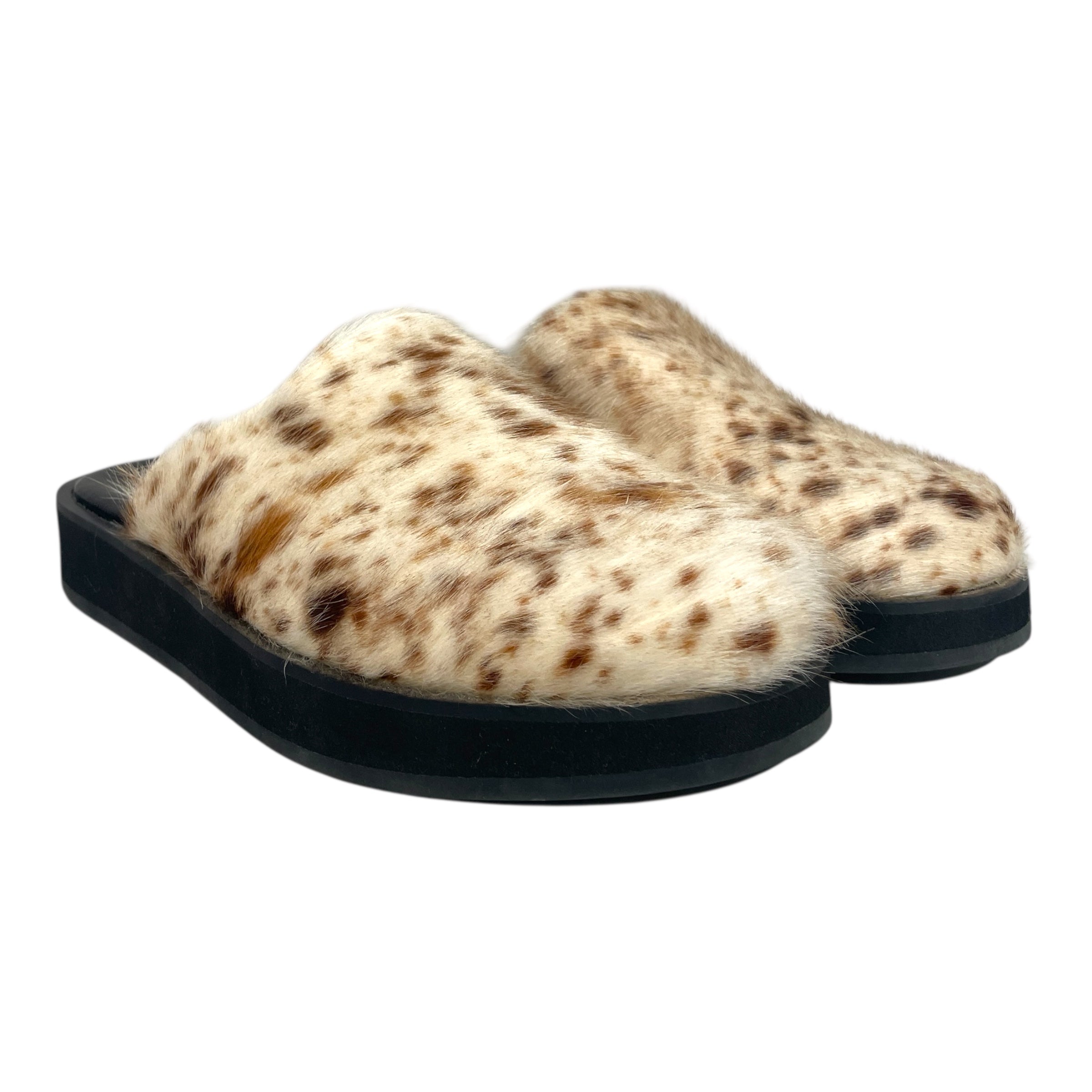 basketcase gallery/Sandals/US 9/Animal Pattern/Fur/BEG/ view 1