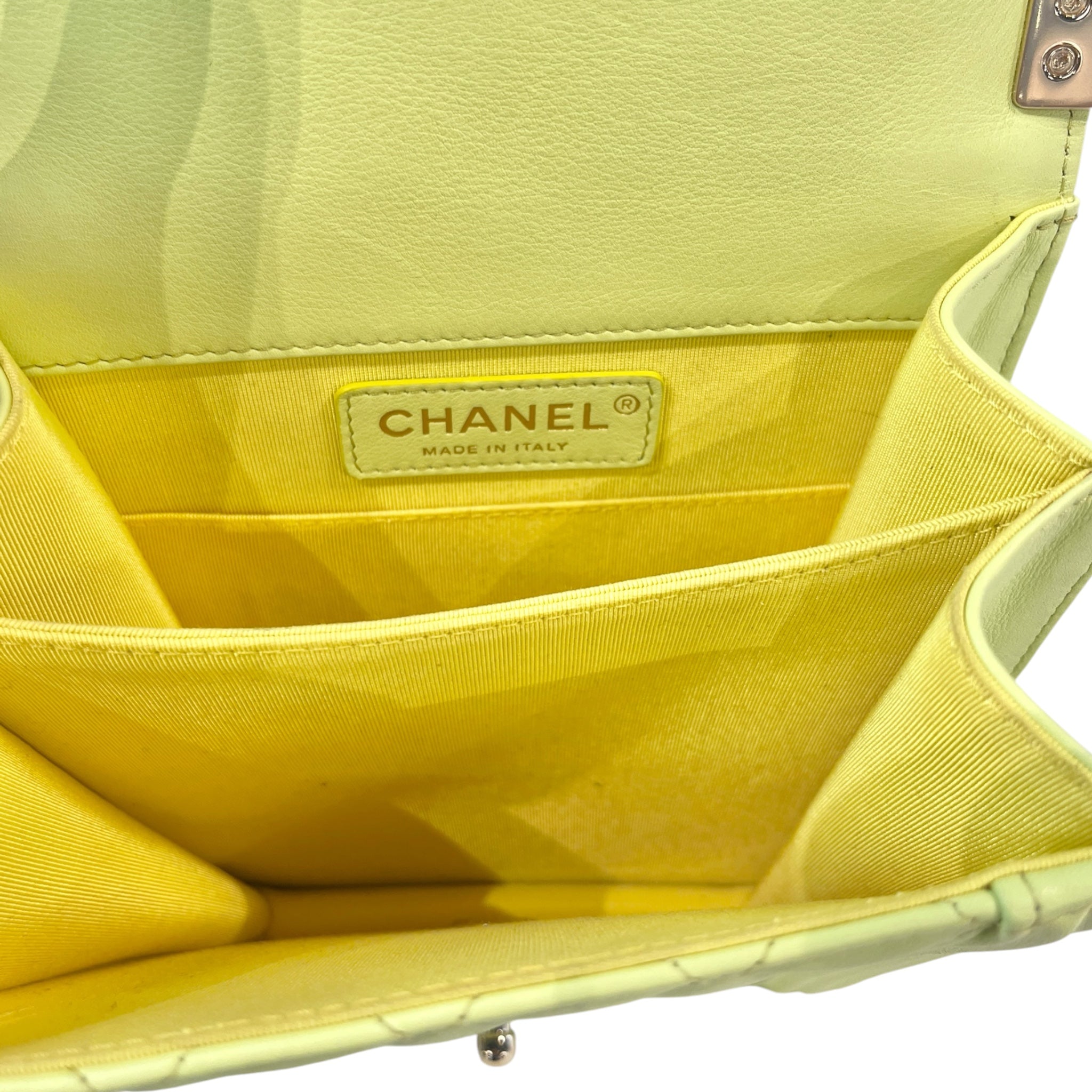 CHANEL/Cross Body Bag/Leather/GRN/SOUTH BOY BAG view 4