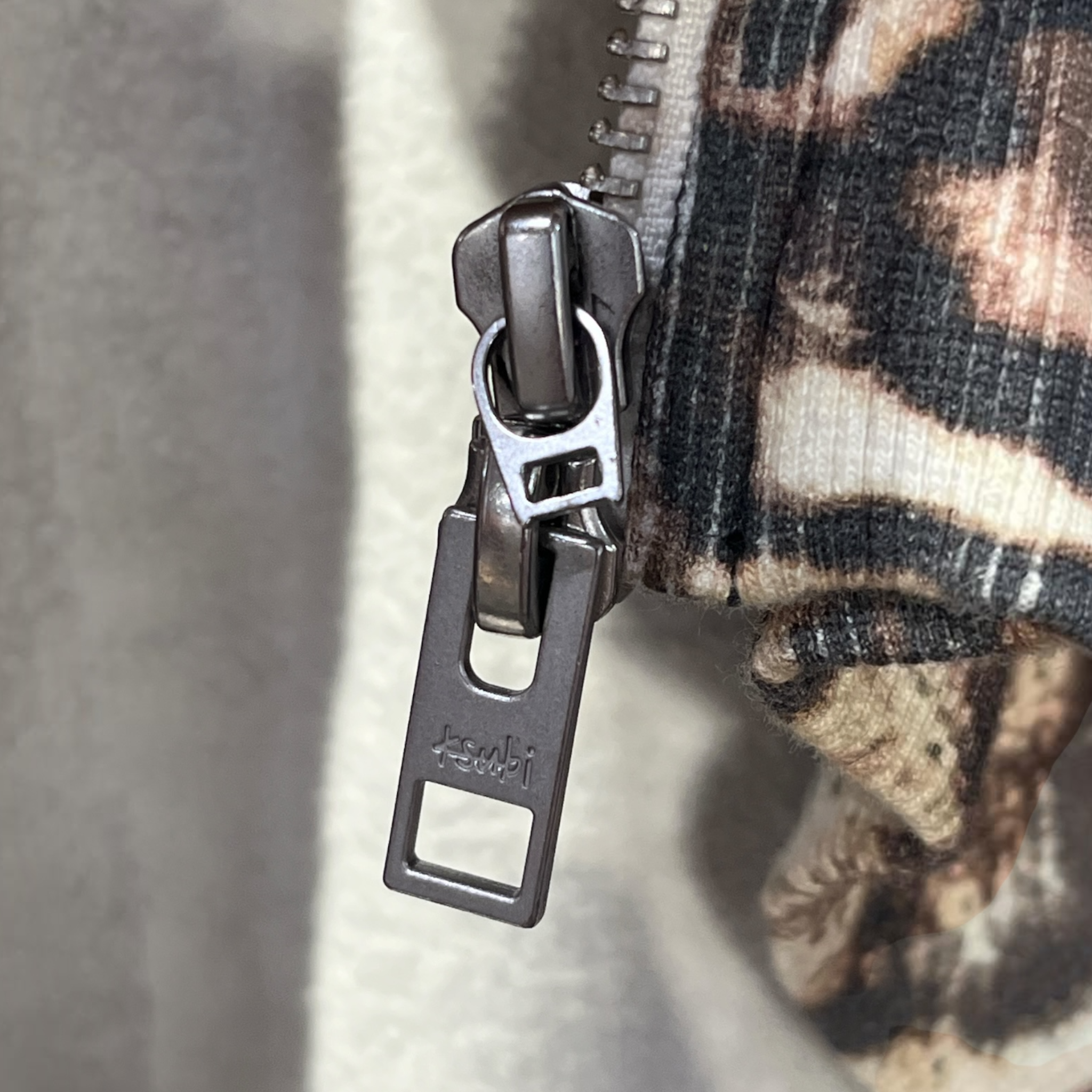 MOWALOLA/Zip Up Hoodie/L/Animal Pattern/Cotton/MLT/ view 3