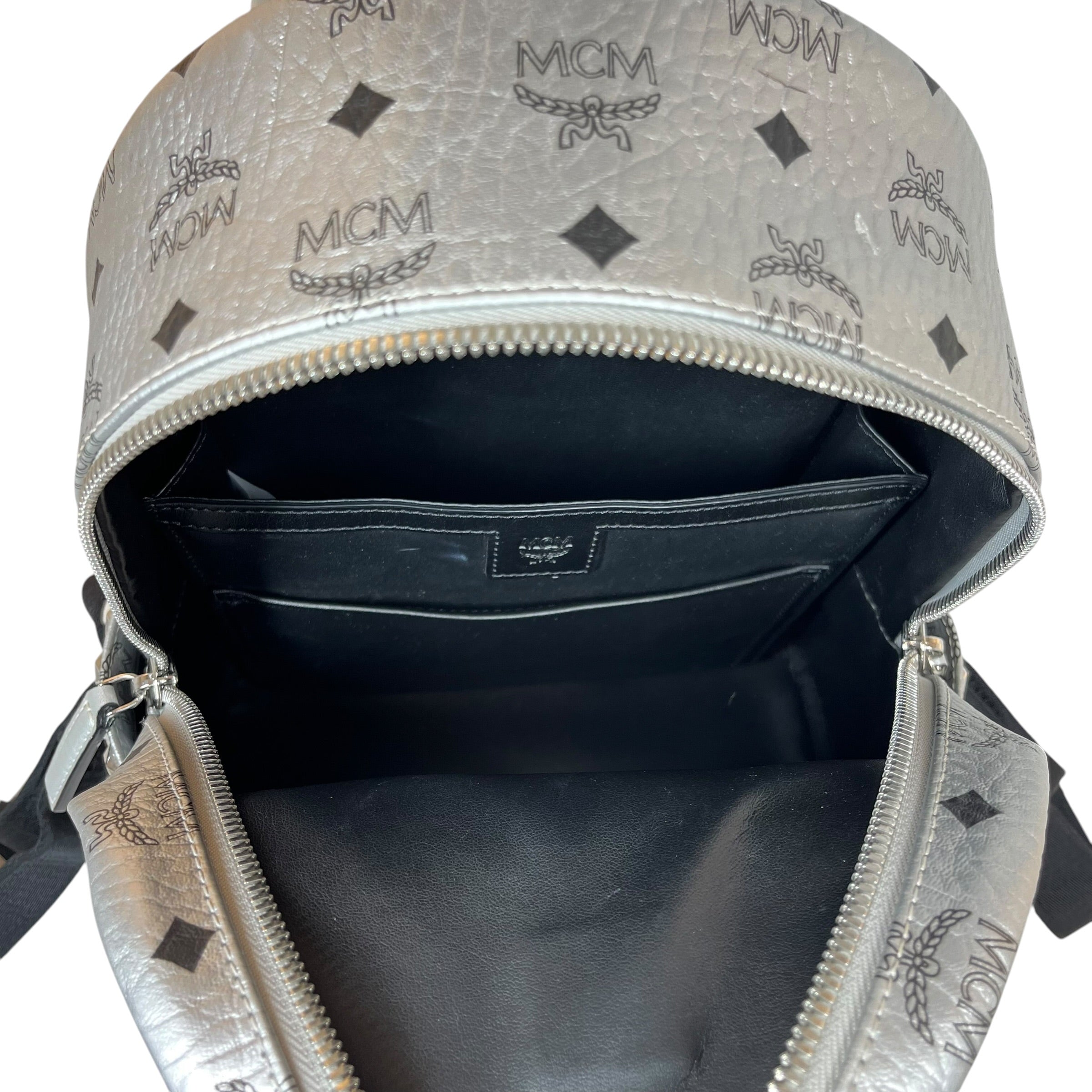 MCM/Backpack/Leather/SLV/STUDDED SILVER BACKPACK view 4