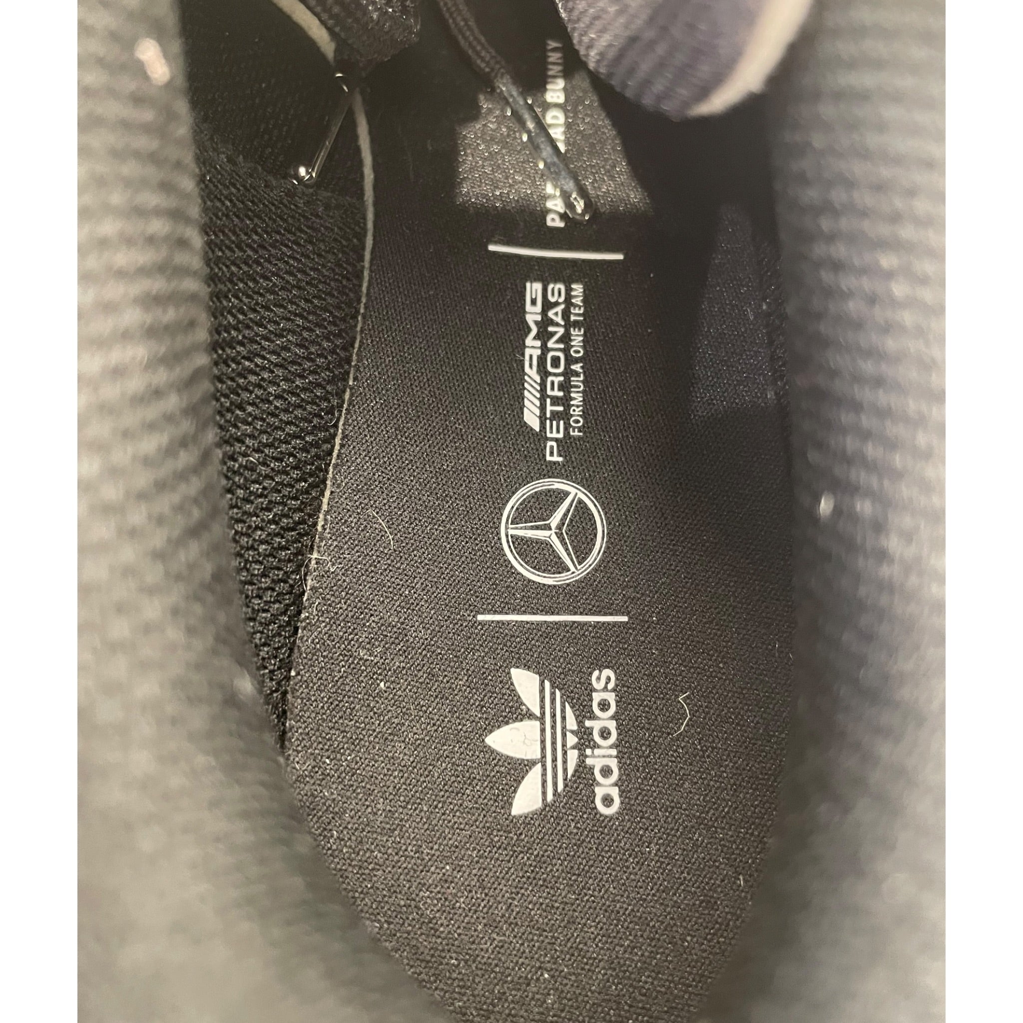 adidas/Low-Sneakers/US 8/Nylon/BLK/BAD BUNNY X MERCEDES view 3