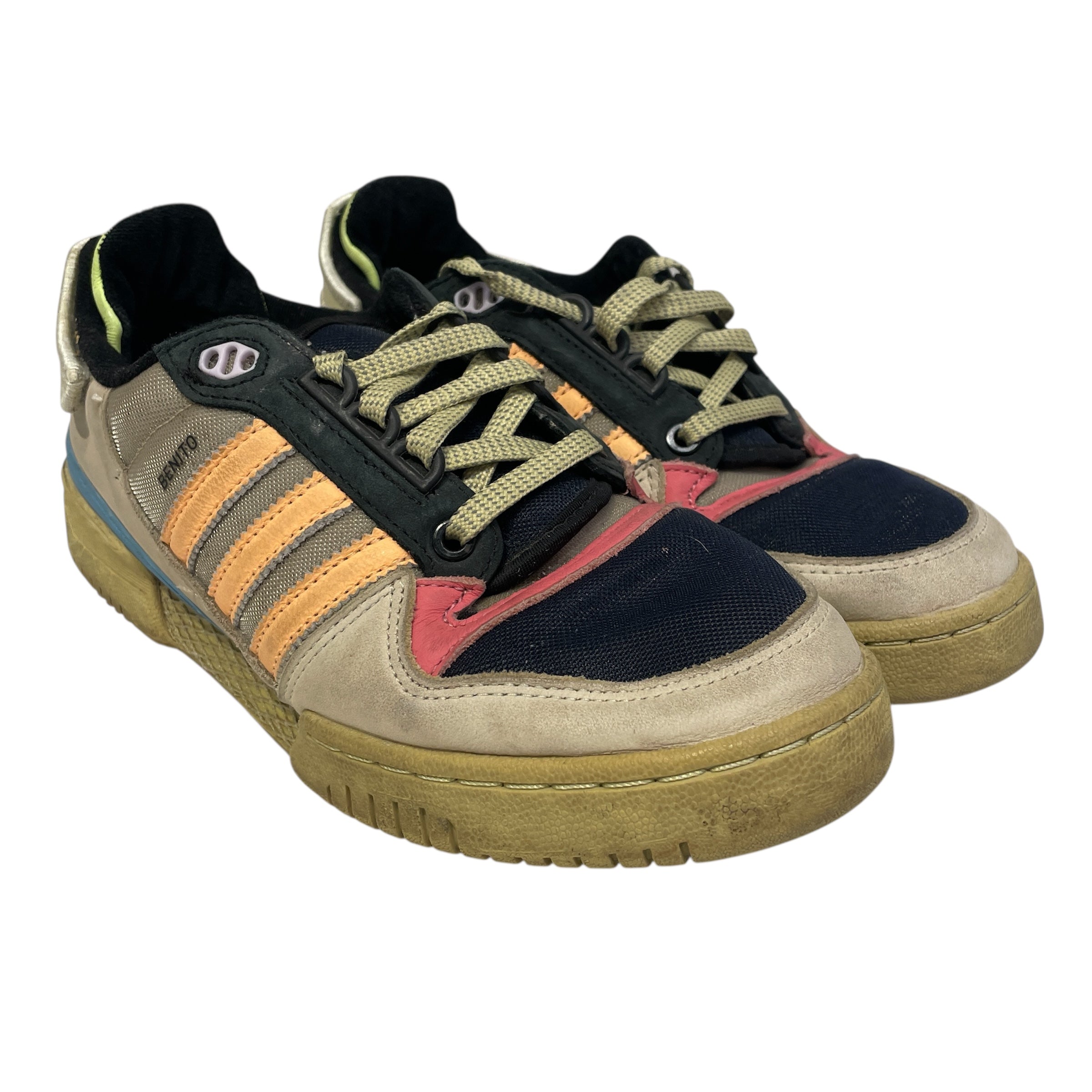 adidas/Low-Sneakers/US 7.5/Cotton/BEG/benito view 1