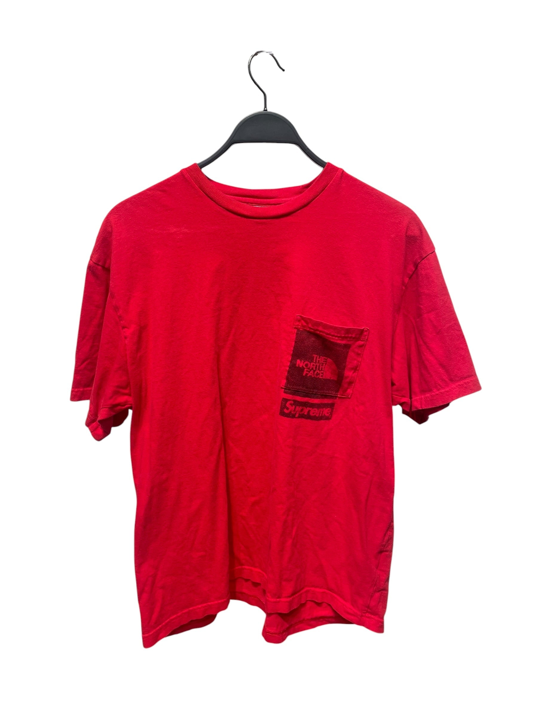 Supreme/THE NORTH FACE/T-Shirt/M/Cotton/RED/breast pocket view 1