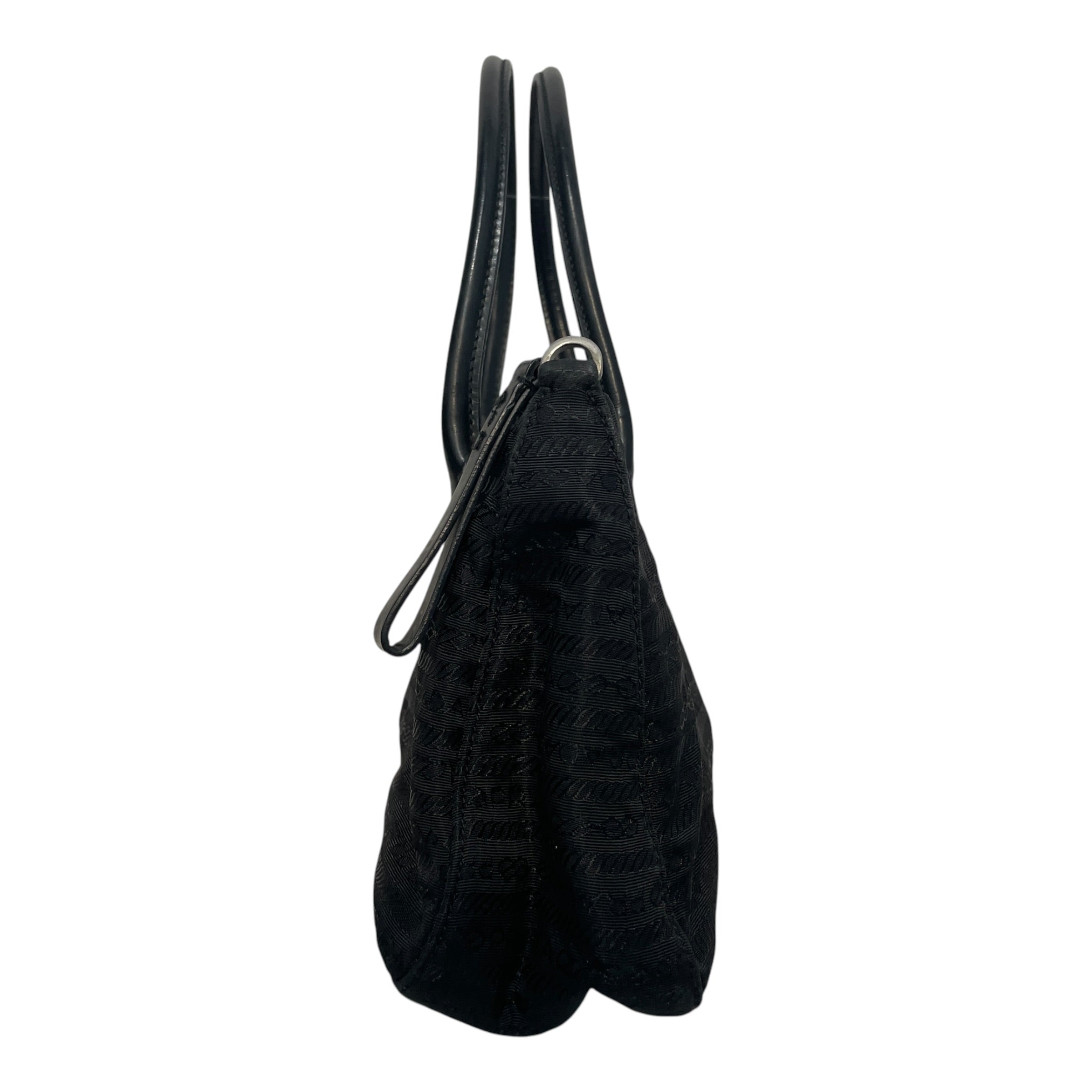 PRADA/Bag/Nylon/BLK/Tessuto view 2