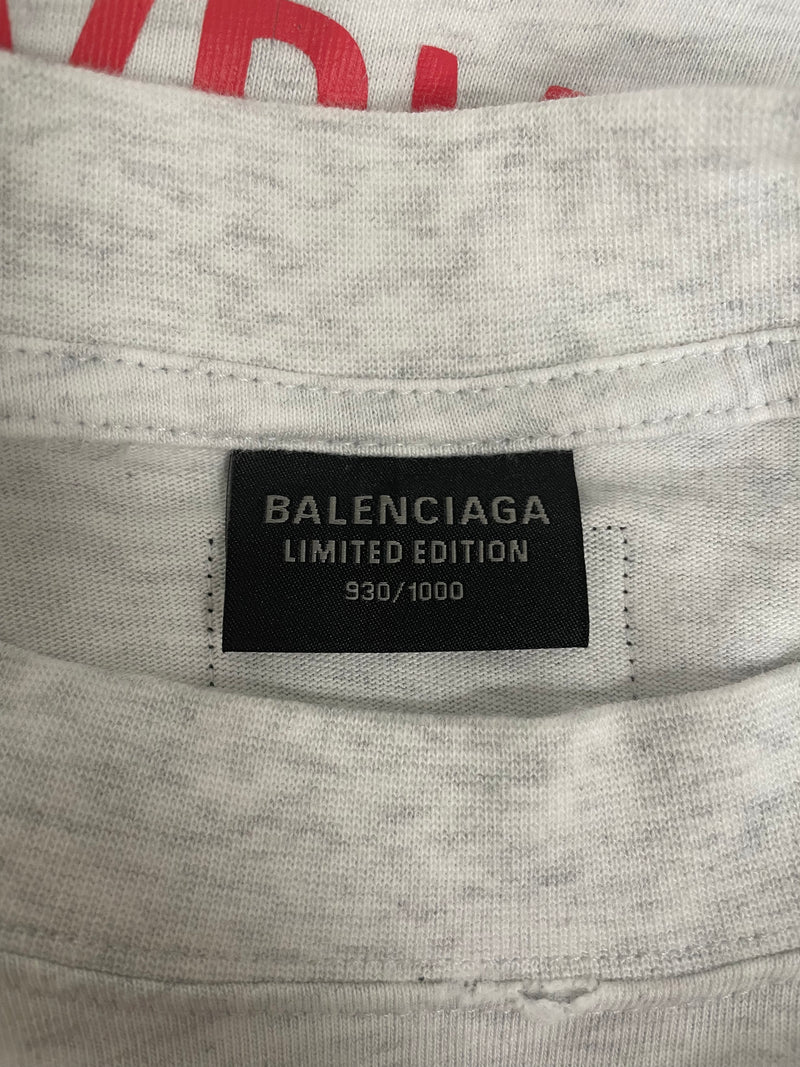 BALENCIAGA/T-Shirt/4/Cotton/GRY/930/1000 tap phone here