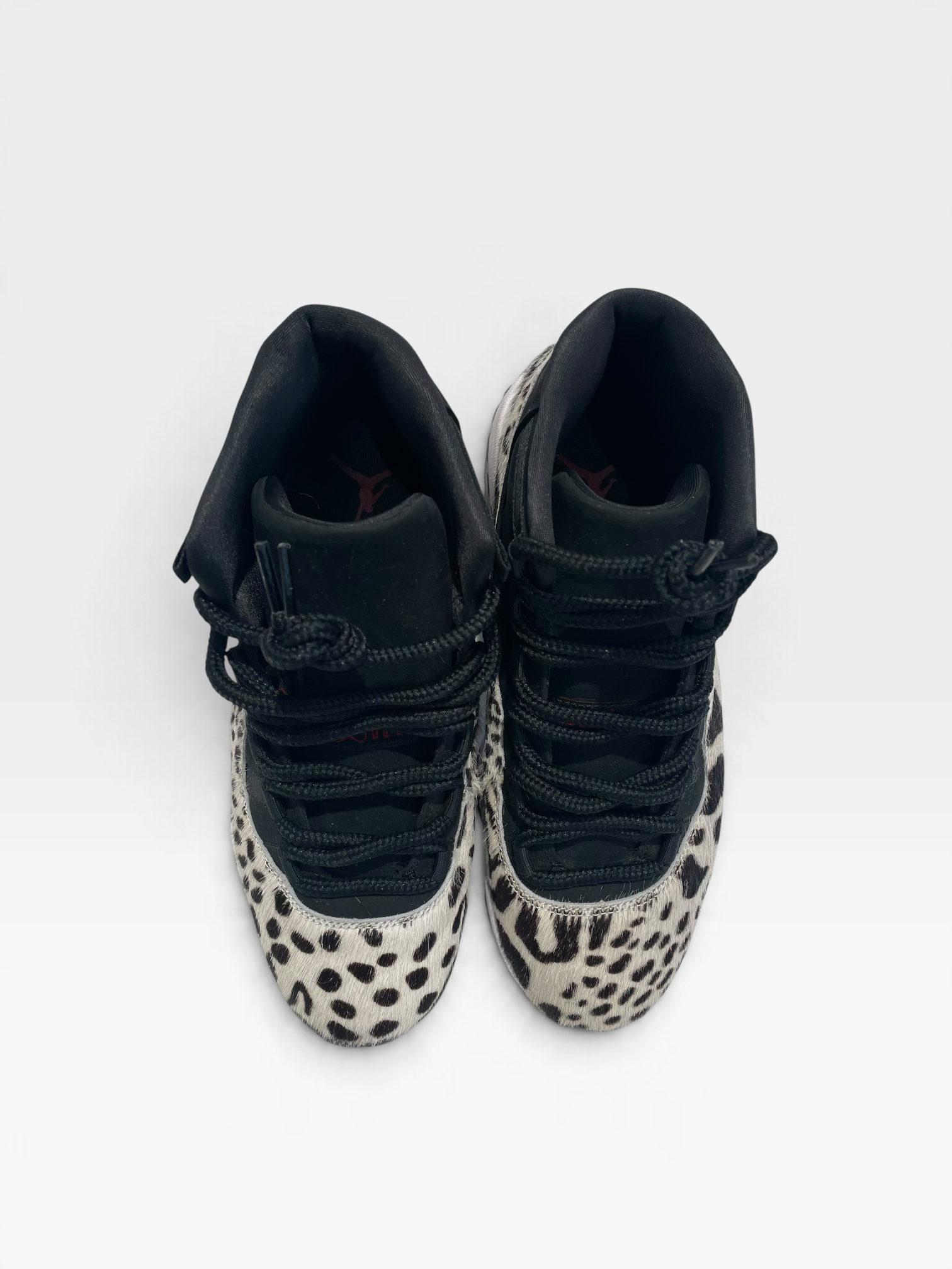 NIKE/Hi-Sneakers/US 8.5/Animal Pattern/Fur/BLK/Jordan 11 Animal Instinct view 4