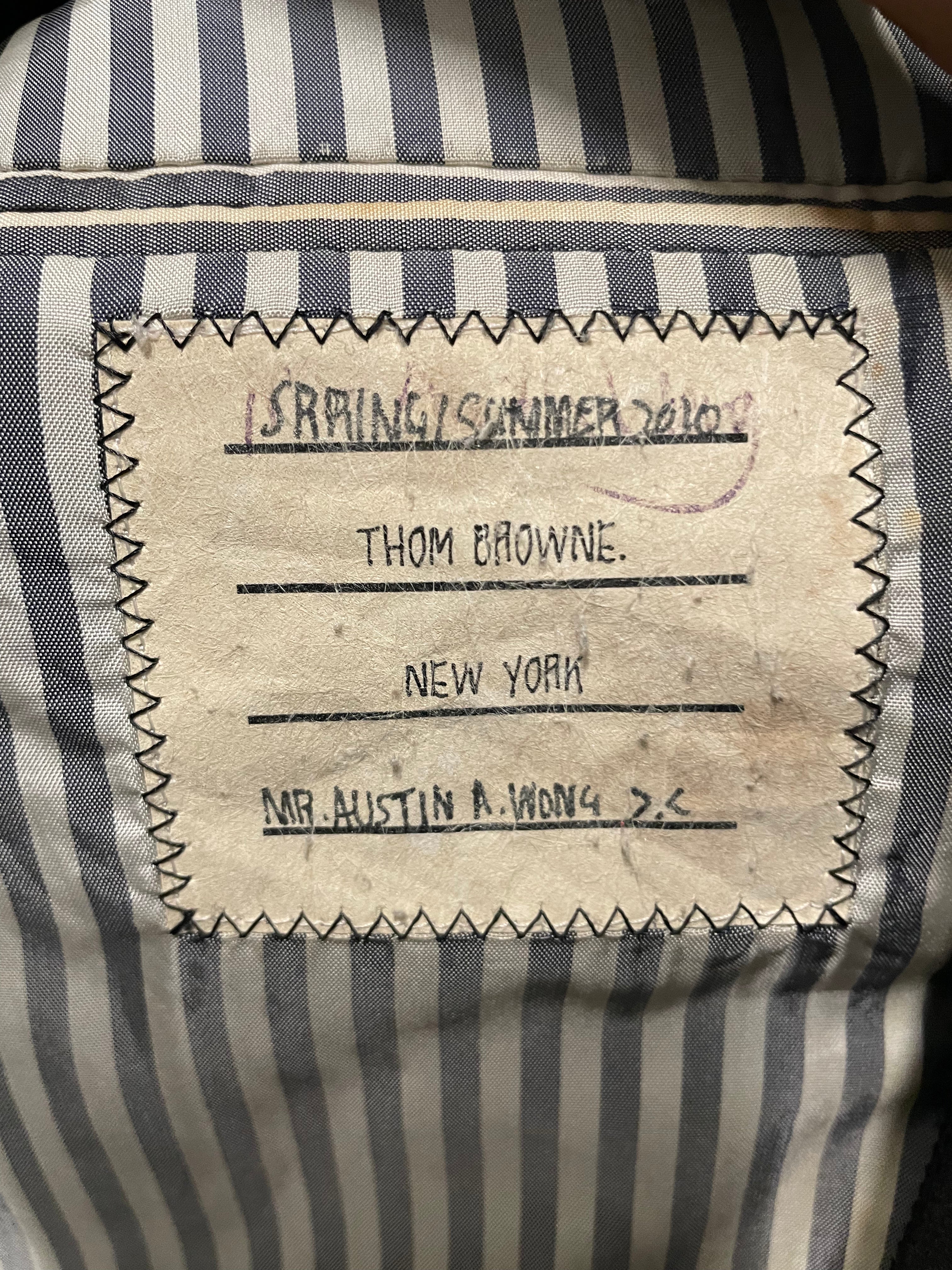 THOM BROWNE. NEW YORK/Suits/Cotton/GRY/BLAZER W STRIPED INSIDE view 3