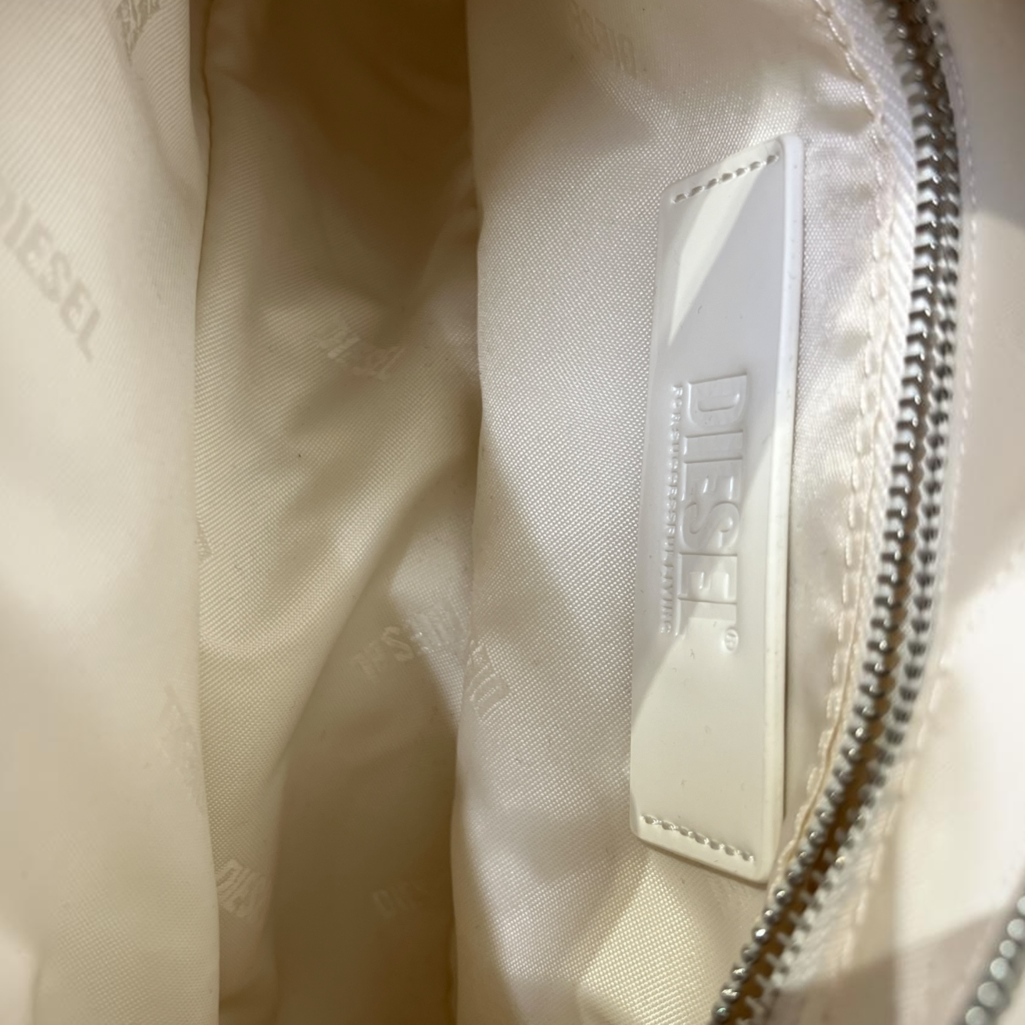 DIESEL/Hand Bag/WHT/PLAY BAG view 3