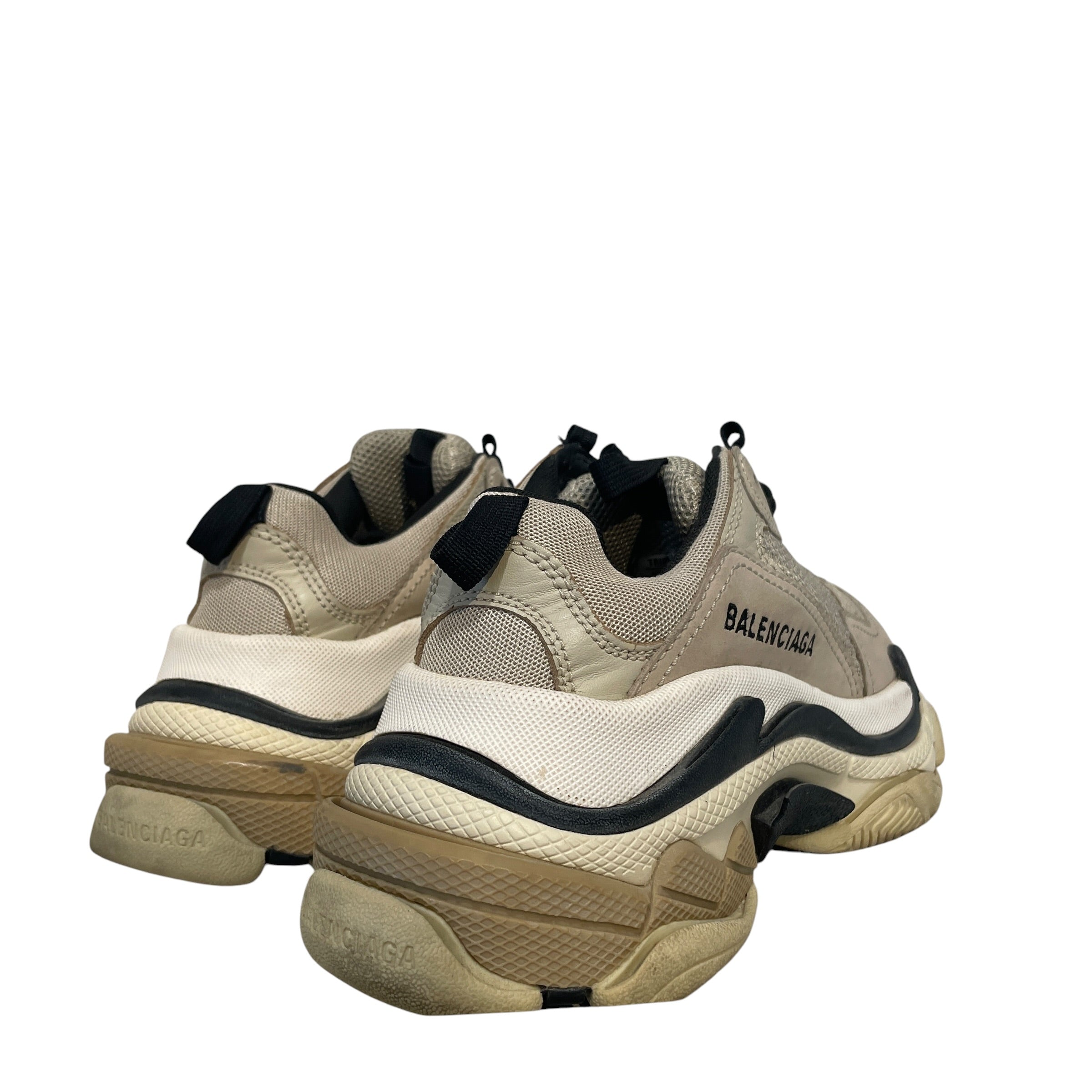 BALENCIAGA/Low-Sneakers/EU 35/GRY/Triple S Runner view 2
