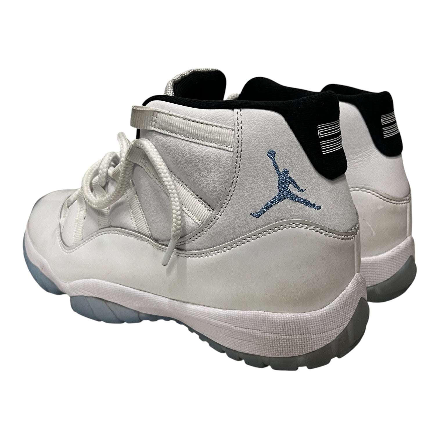 NIKE/AIR JORDAN 11 RETRO/Hi-Sneakers/US 10.5/Leather/WHT/CT8012-104 view 2