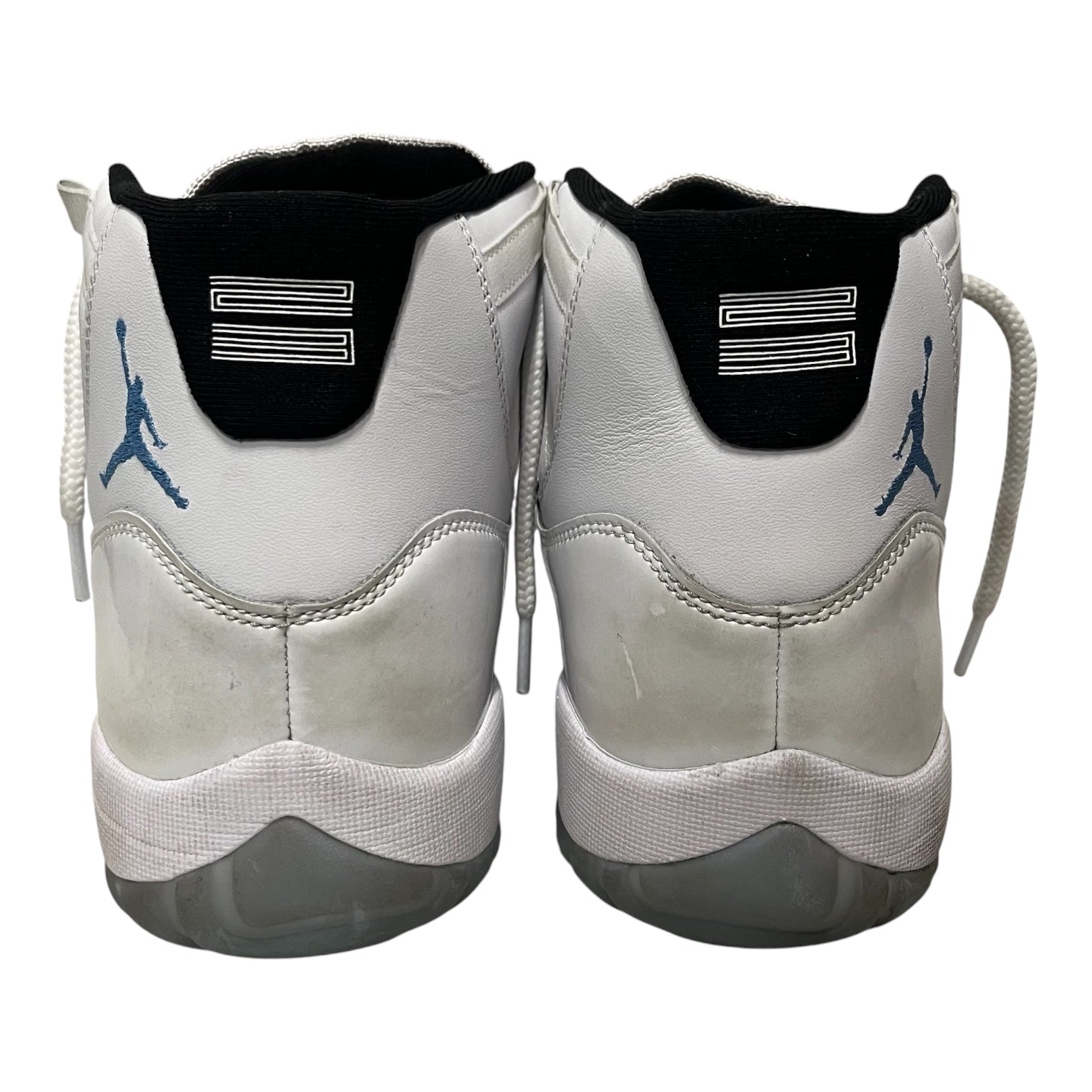 NIKE/AIR JORDAN 11 RETRO/Hi-Sneakers/US 10.5/Leather/WHT/CT8012-104 view 3