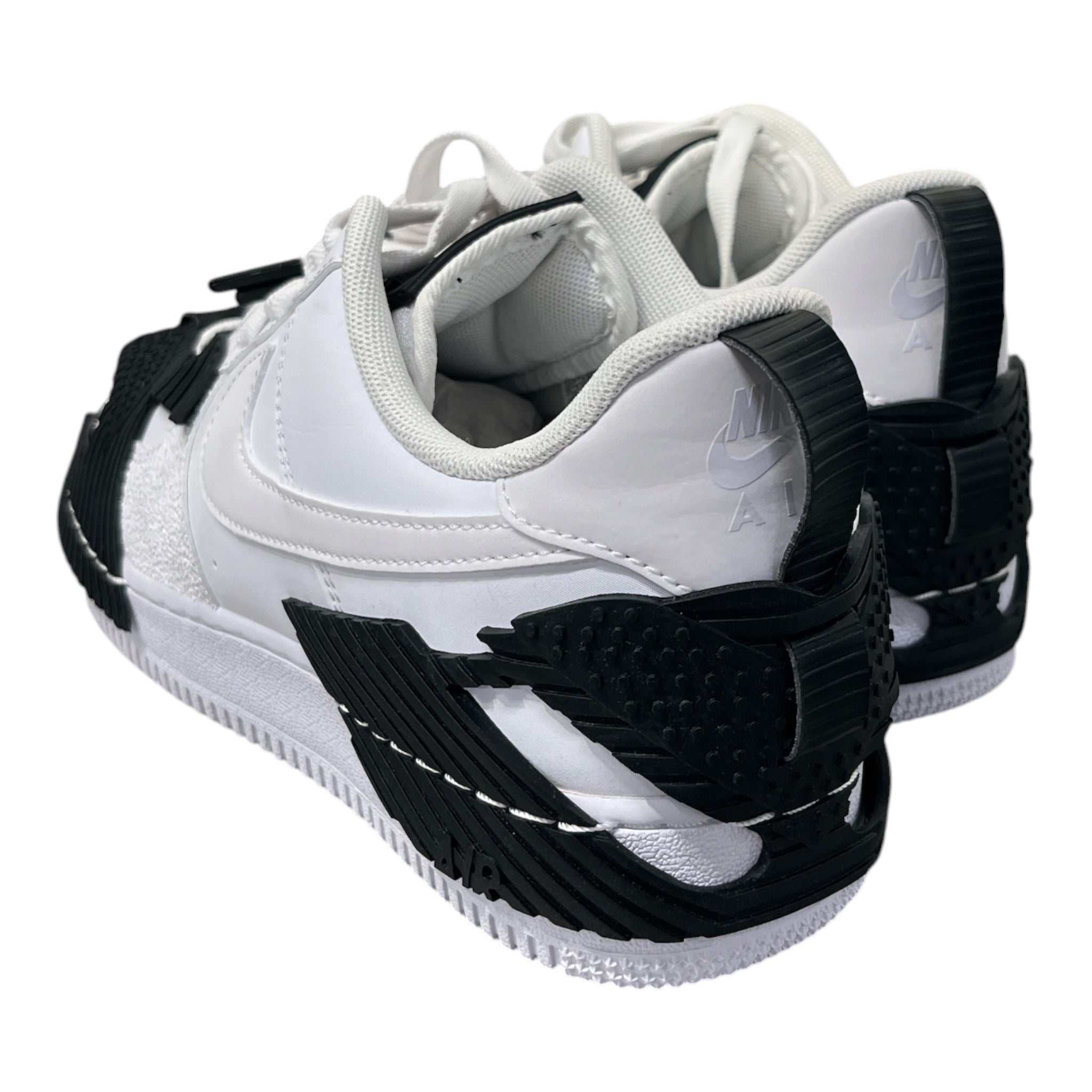 NIKE/Low-Sneakers/US 8/Leather/WHT/NDSTRKT view 2