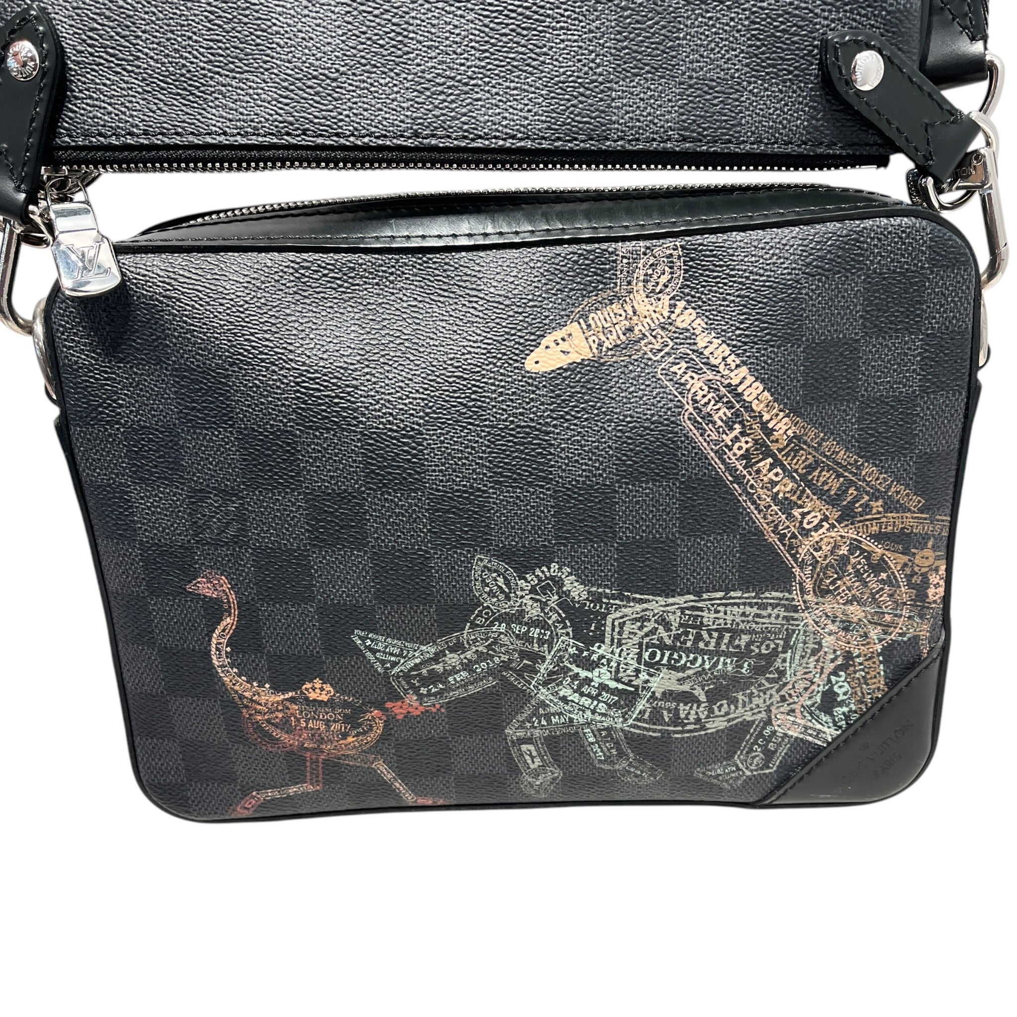 LOUIS VUITTON/Cross Body Bag/Hombre Check/Leather/GRY/DAMIER GRAPHITE ANIMALS MESSEN view 8